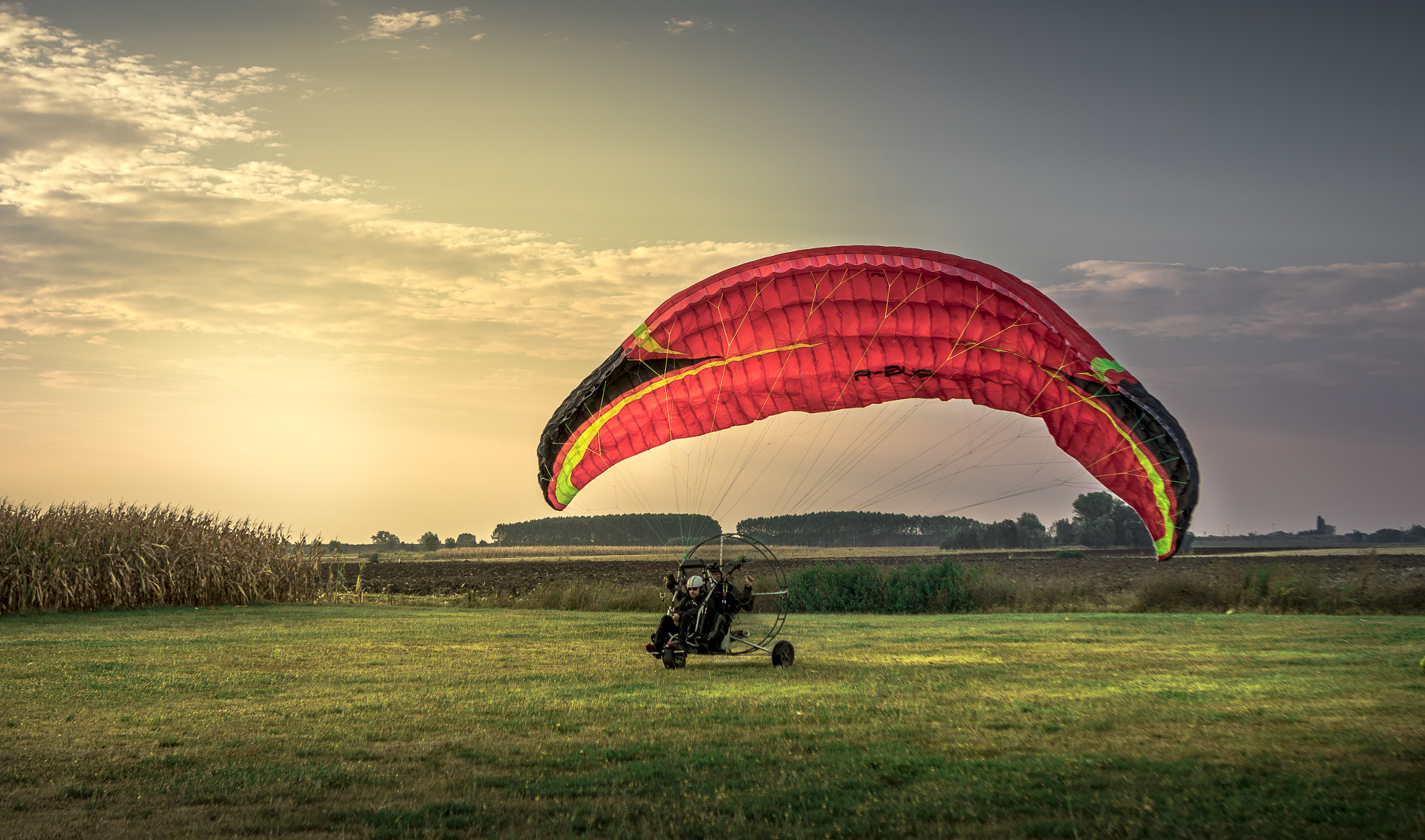 Sony a7R II sample photo. Poweredparagliding photography