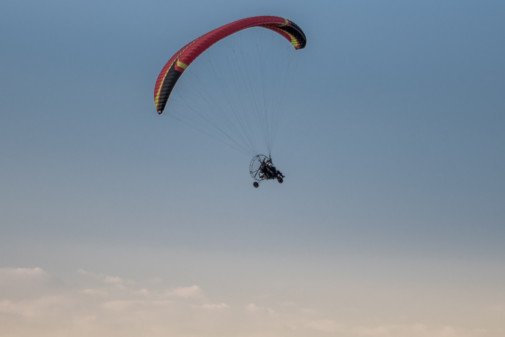 Sony a7R II + Canon EF 24-70mm F2.8L USM sample photo. Poweredparagliding photography