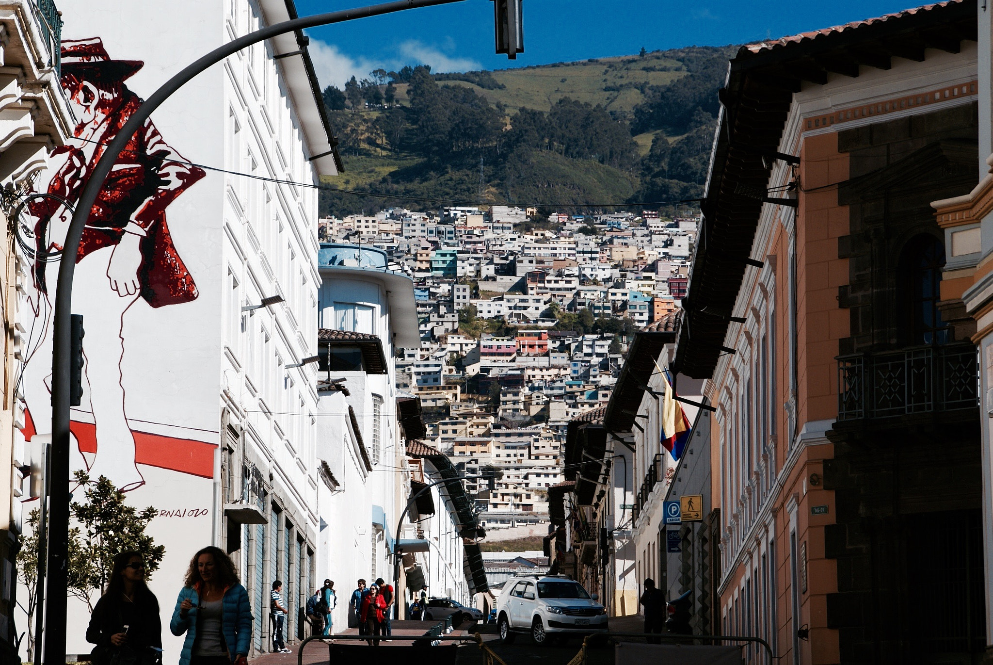 Sony Alpha DSLR-A100 sample photo. Quito, ecuador photography