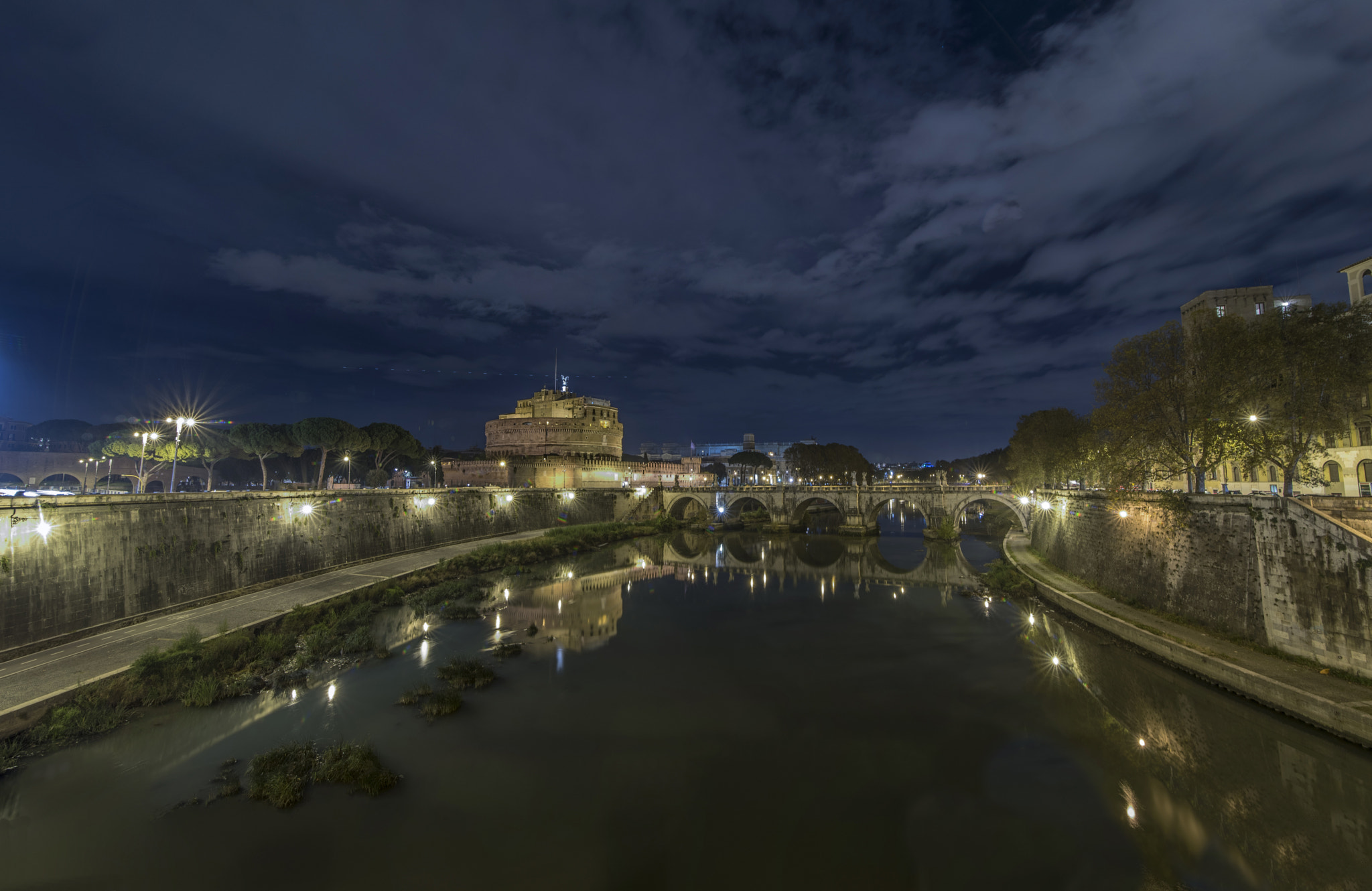 Tokina AT-X 16-28mm F2.8 Pro FX sample photo. Castel sant'angelo photography