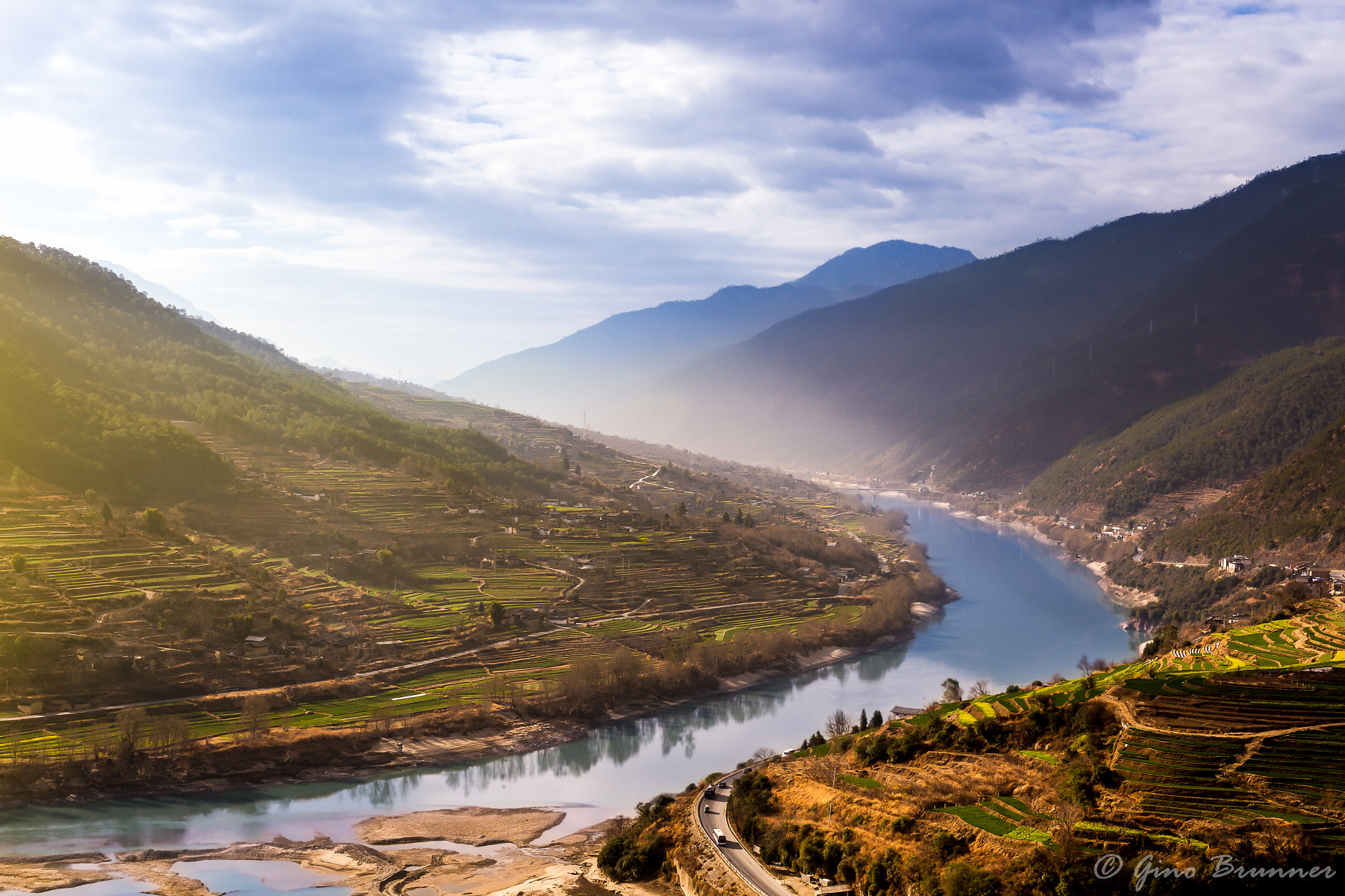 Canon EOS 7D + Sigma 18-35mm f/1.8 DC HSM sample photo. Jinsha river photography