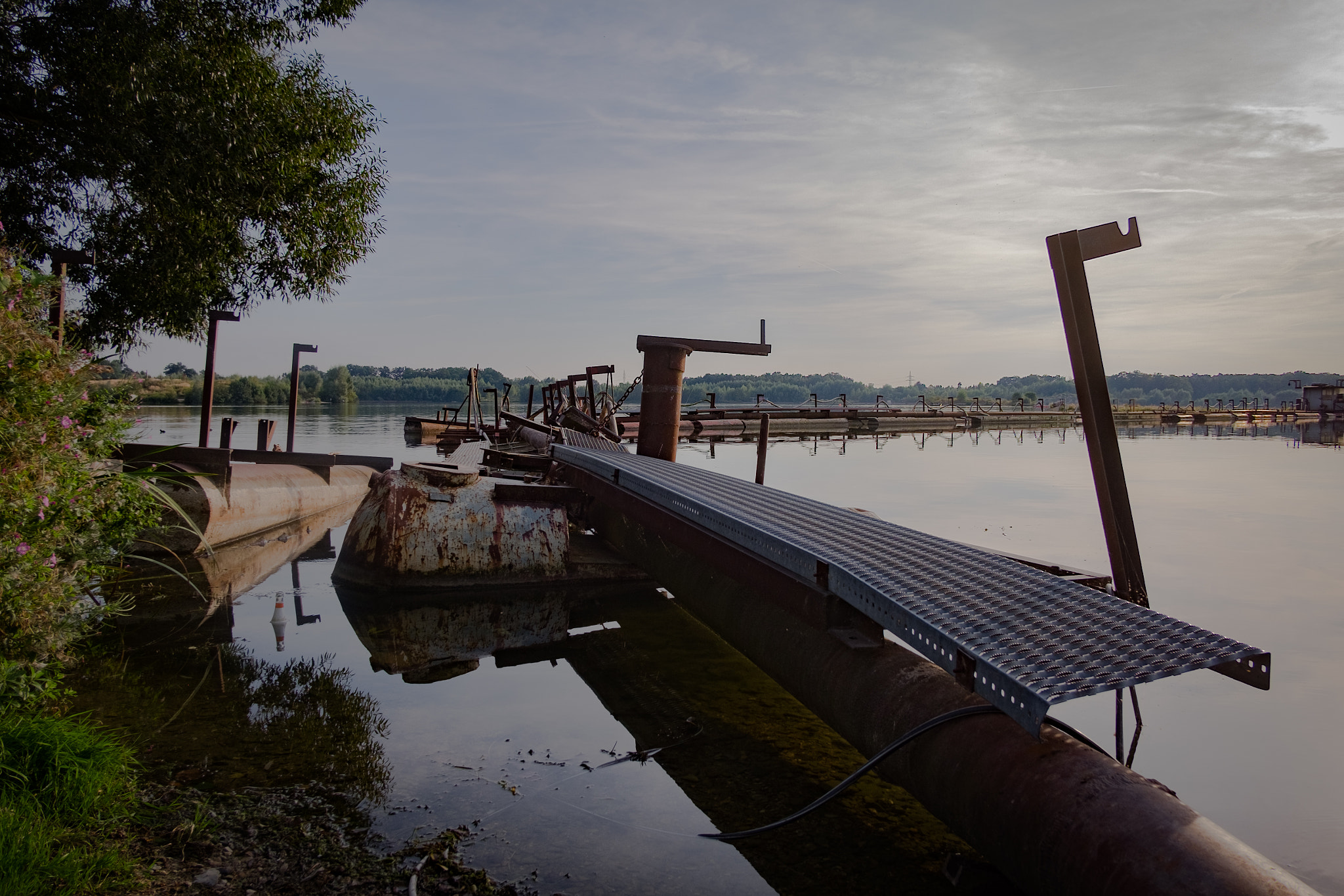 Fujifilm X-E2 + Fujifilm XF 18mm F2 R sample photo. Pipeline photography