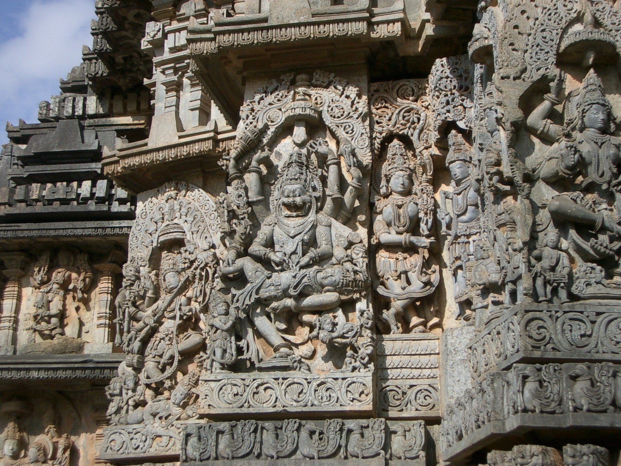 Pentax OPTIO S sample photo. Belur temple wall photography
