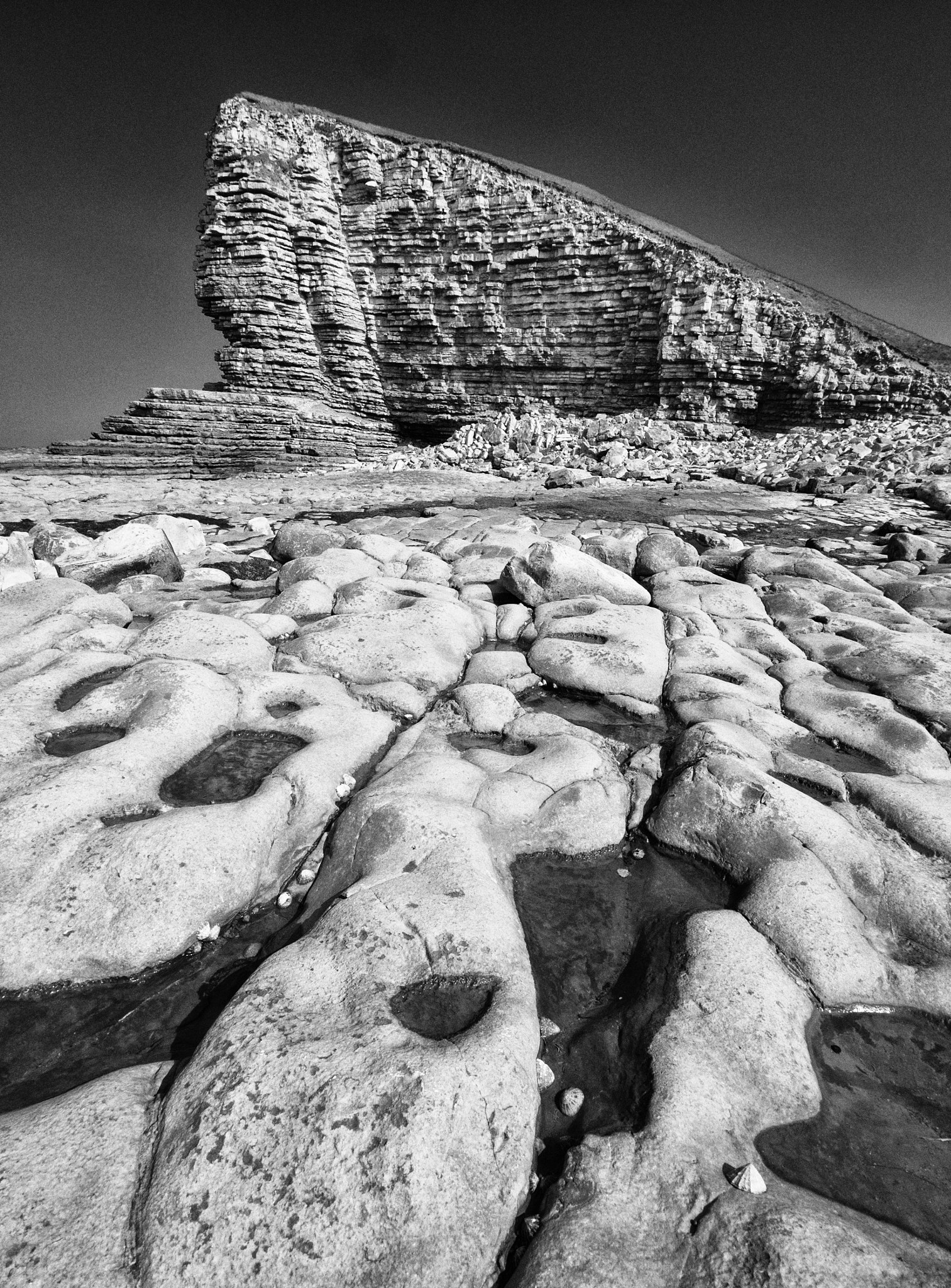 Olympus OM-D E-M5 + OLYMPUS M.9-18mm F4.0-5.6 sample photo. Nash point photography