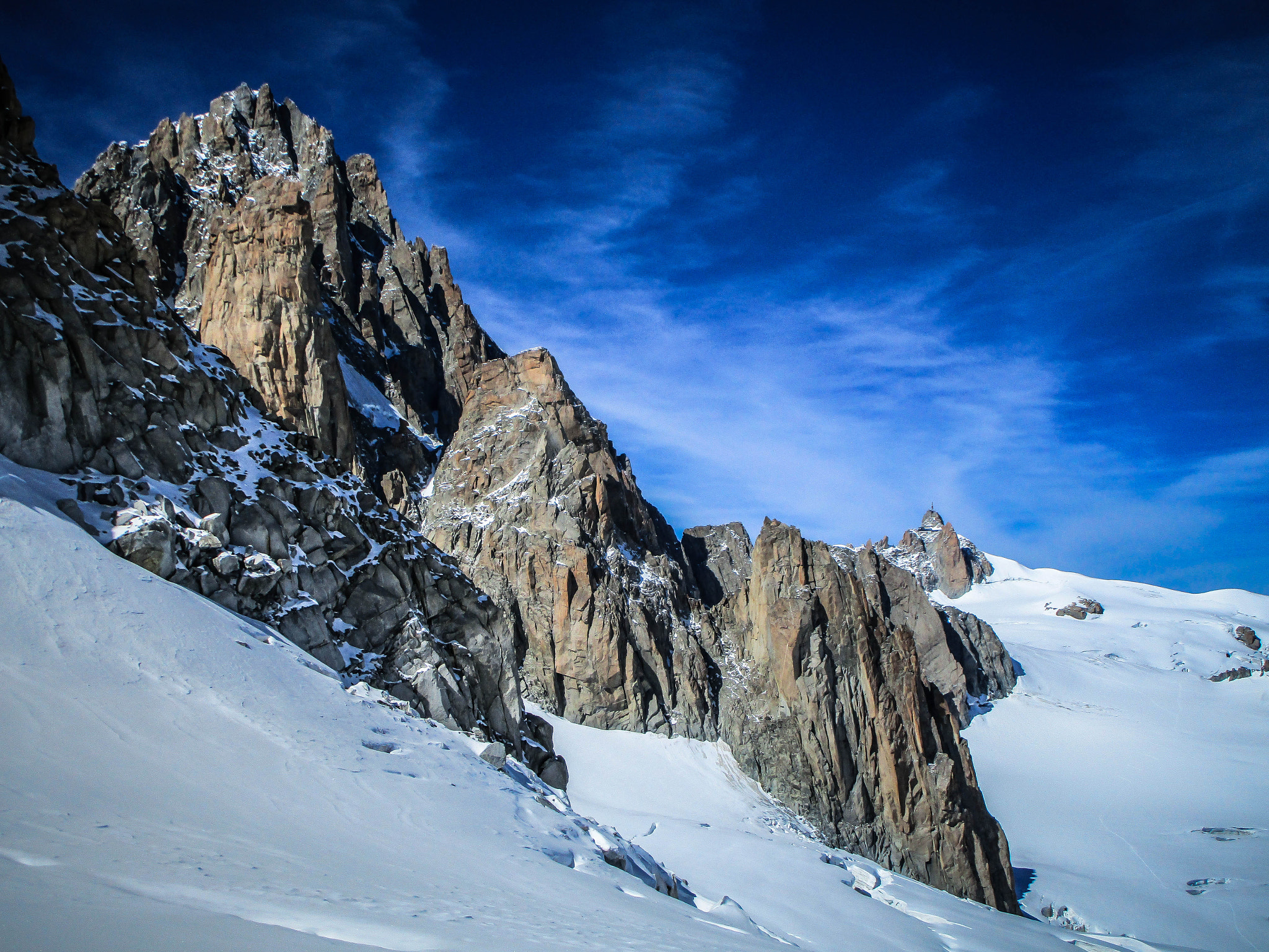 Canon IXUS 182 sample photo. Mont blanc du tacul - gervasutti pilar photography