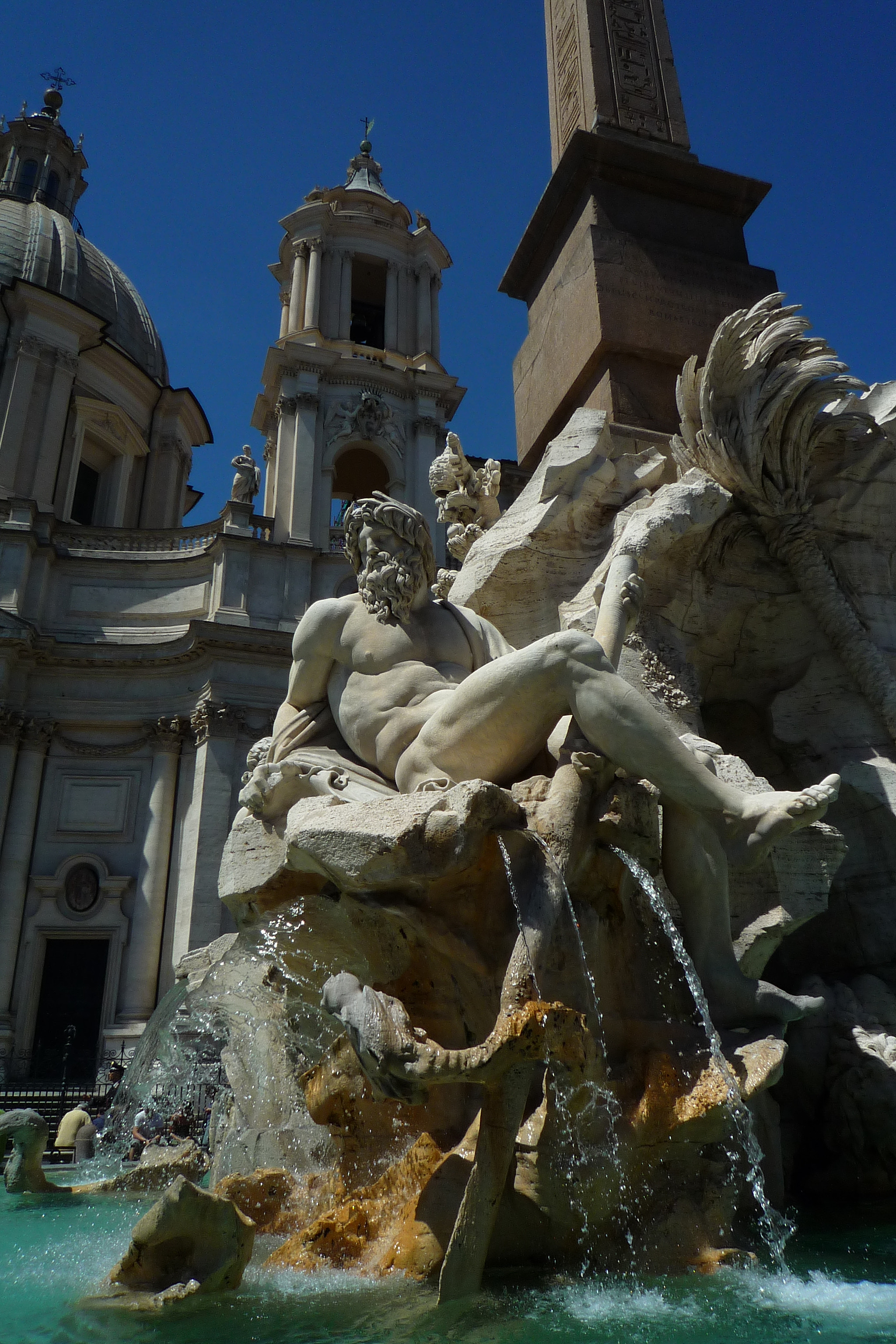 Panasonic DMC-FX500 sample photo. Rome piazza navona photography