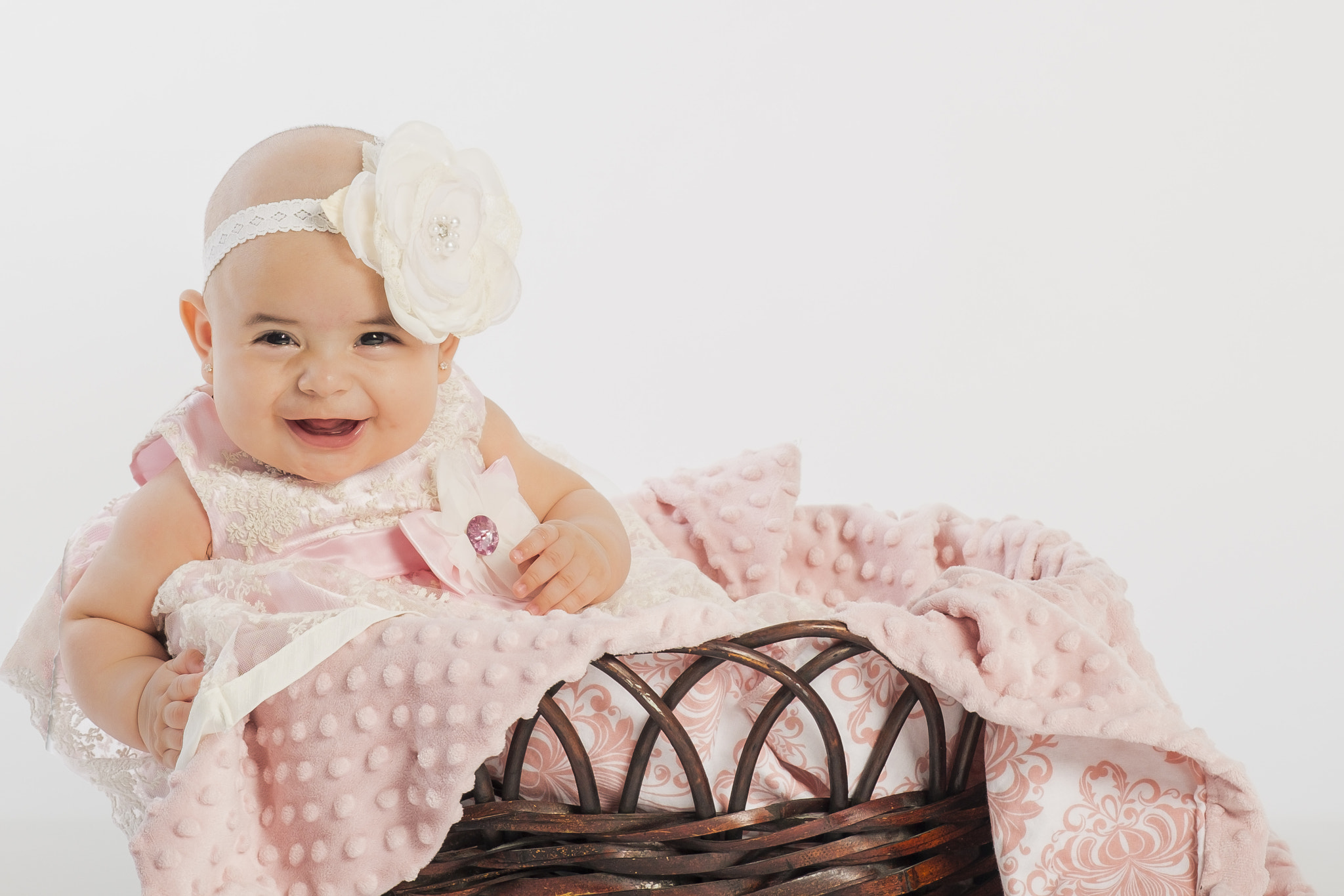 Fujifilm X-E1 + Fujifilm XF 60mm F2.4 R Macro sample photo. Baby photography