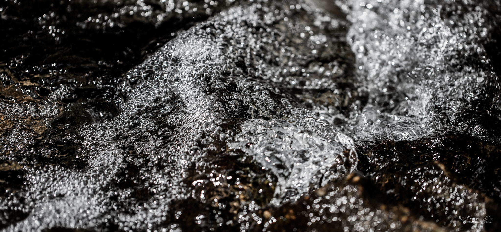 Canon EF 100mm F2.8L Macro IS USM sample photo. Water photography