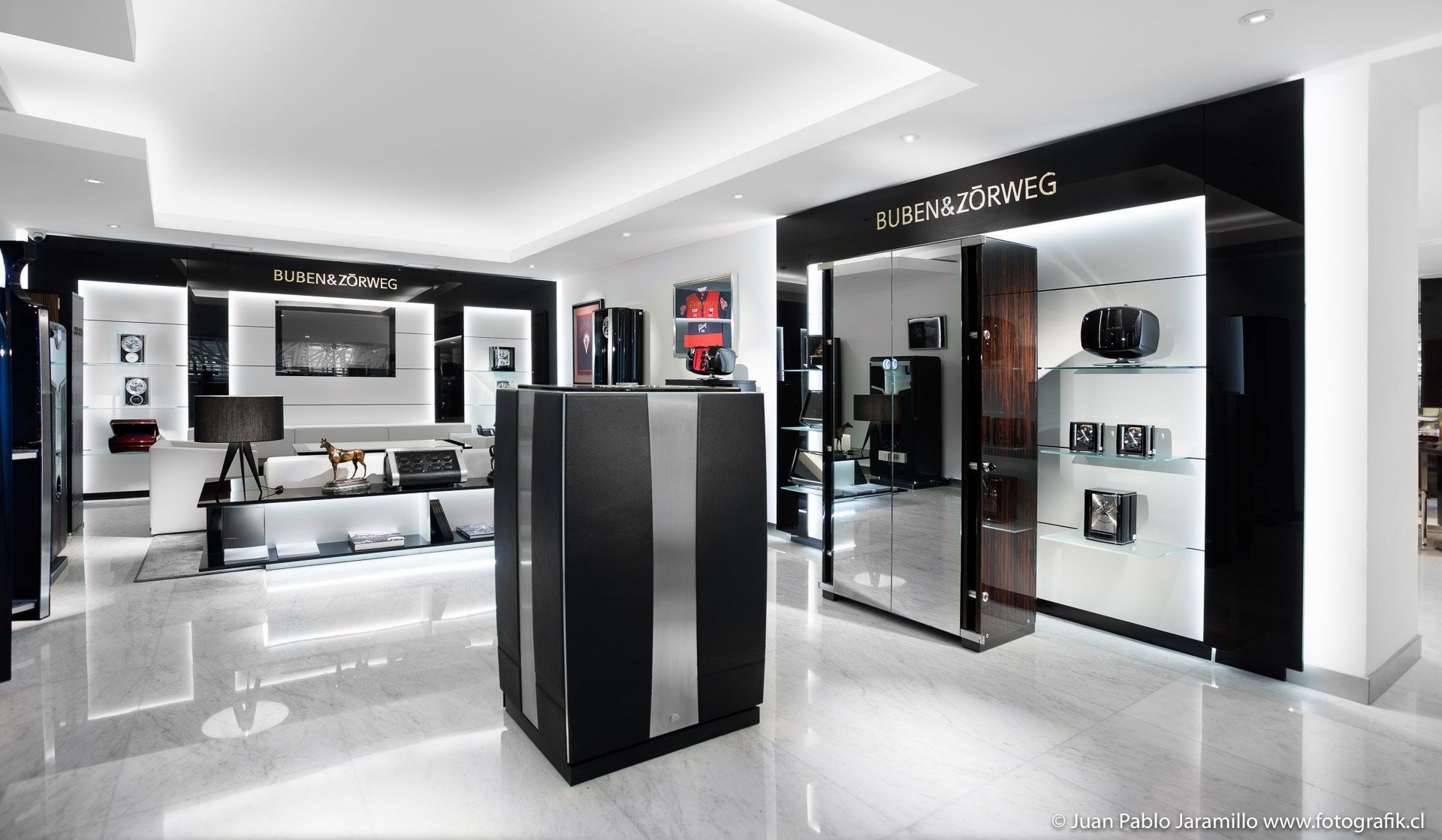 Canon EOS 5DS R + Canon EF 17-40mm F4L USM sample photo. Picture taken for buben&zorweg luxury safes photography