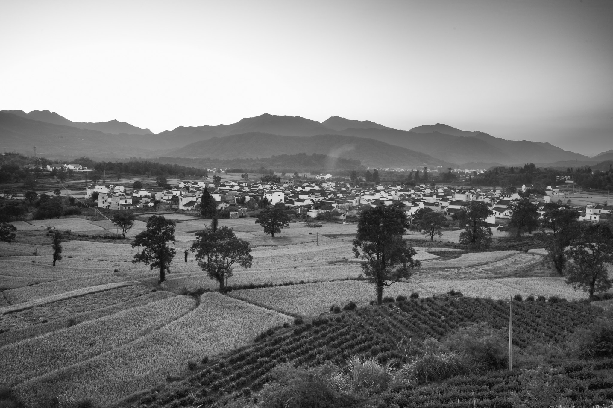 Leica Summicron-M 28mm F2 ASPH sample photo. The huizhou village in the morning light photography