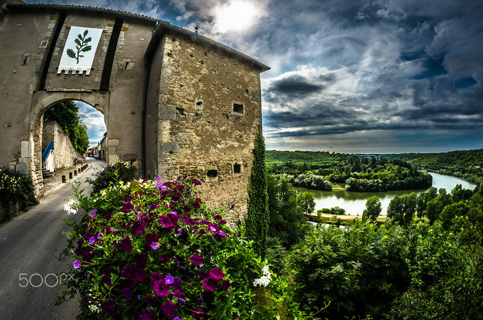 Nikon D7000 + Samyang 8mm F3.5 Aspherical IF MC Fisheye sample photo. Voie routière ou fluviale (liverdun) photography
