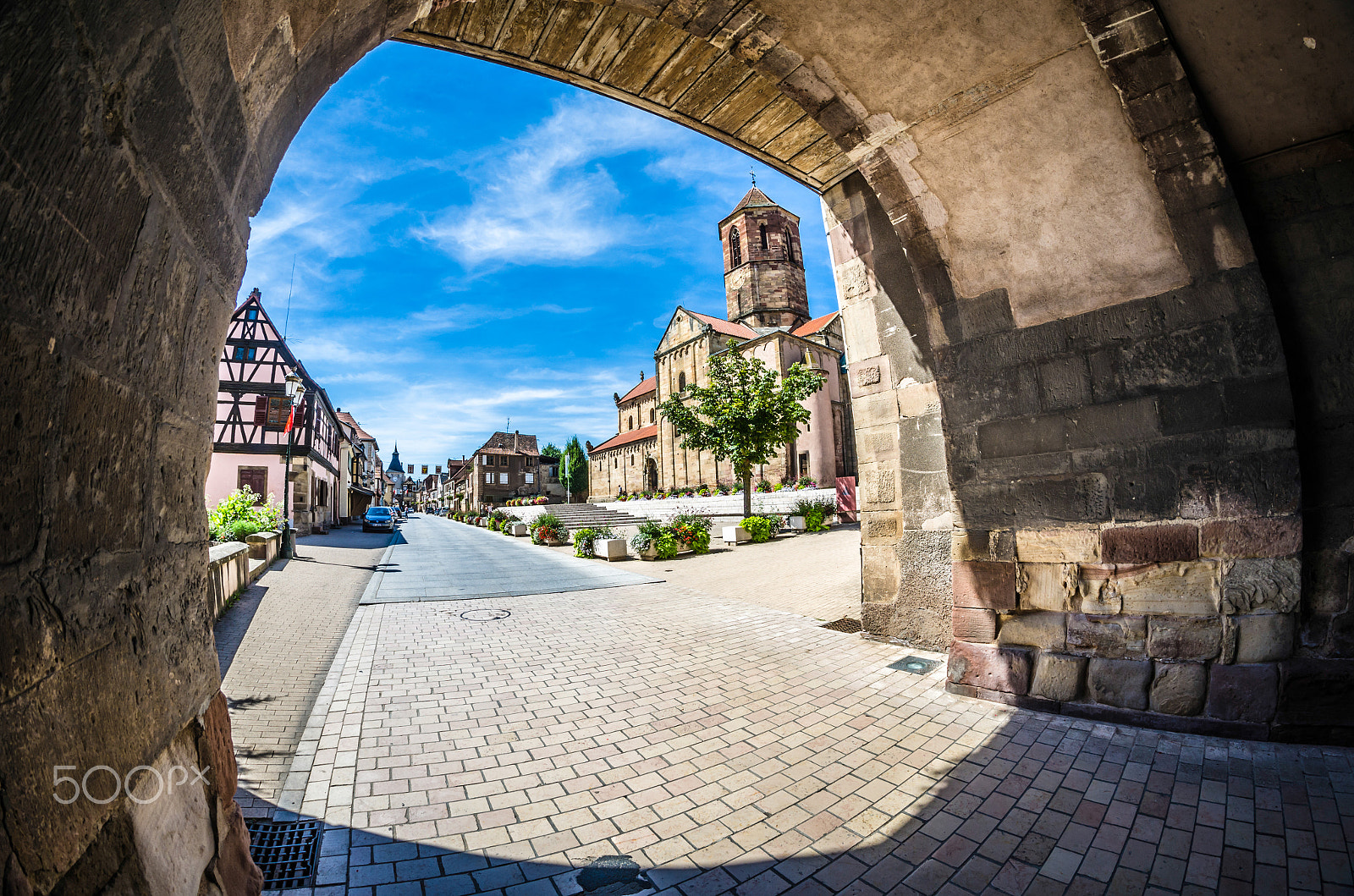 Nikon D7000 + Samyang 8mm F3.5 Aspherical IF MC Fisheye sample photo. Vue de l'eglise romane sous le porche (rosheim) photography