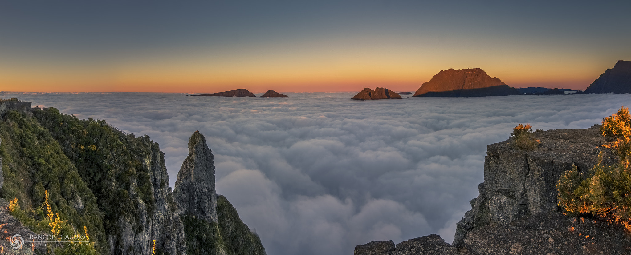 Canon EOS 750D (EOS Rebel T6i / EOS Kiss X8i) sample photo. Sea of clouds photography