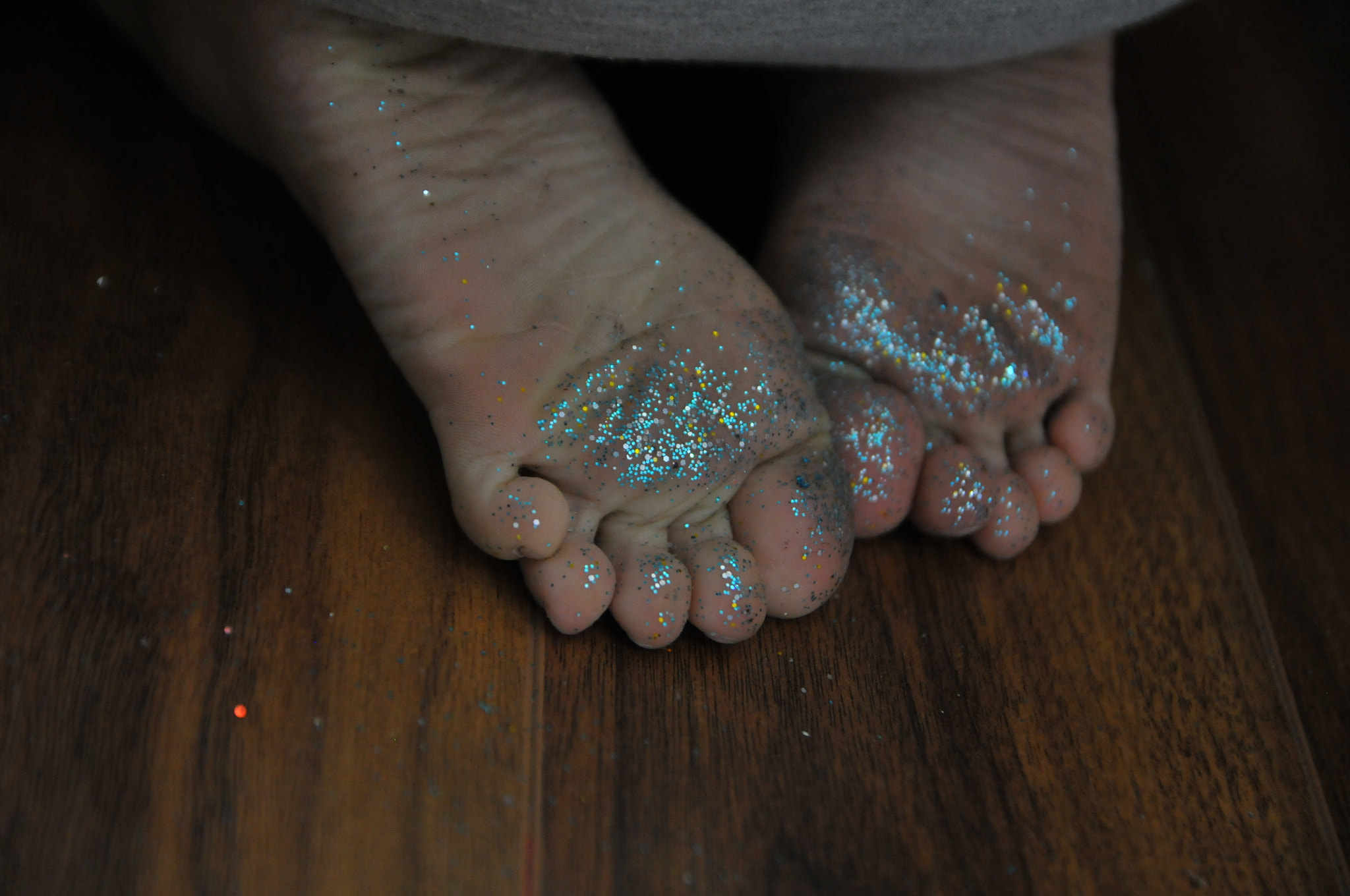 Nikon D300S sample photo. Happy feet photography