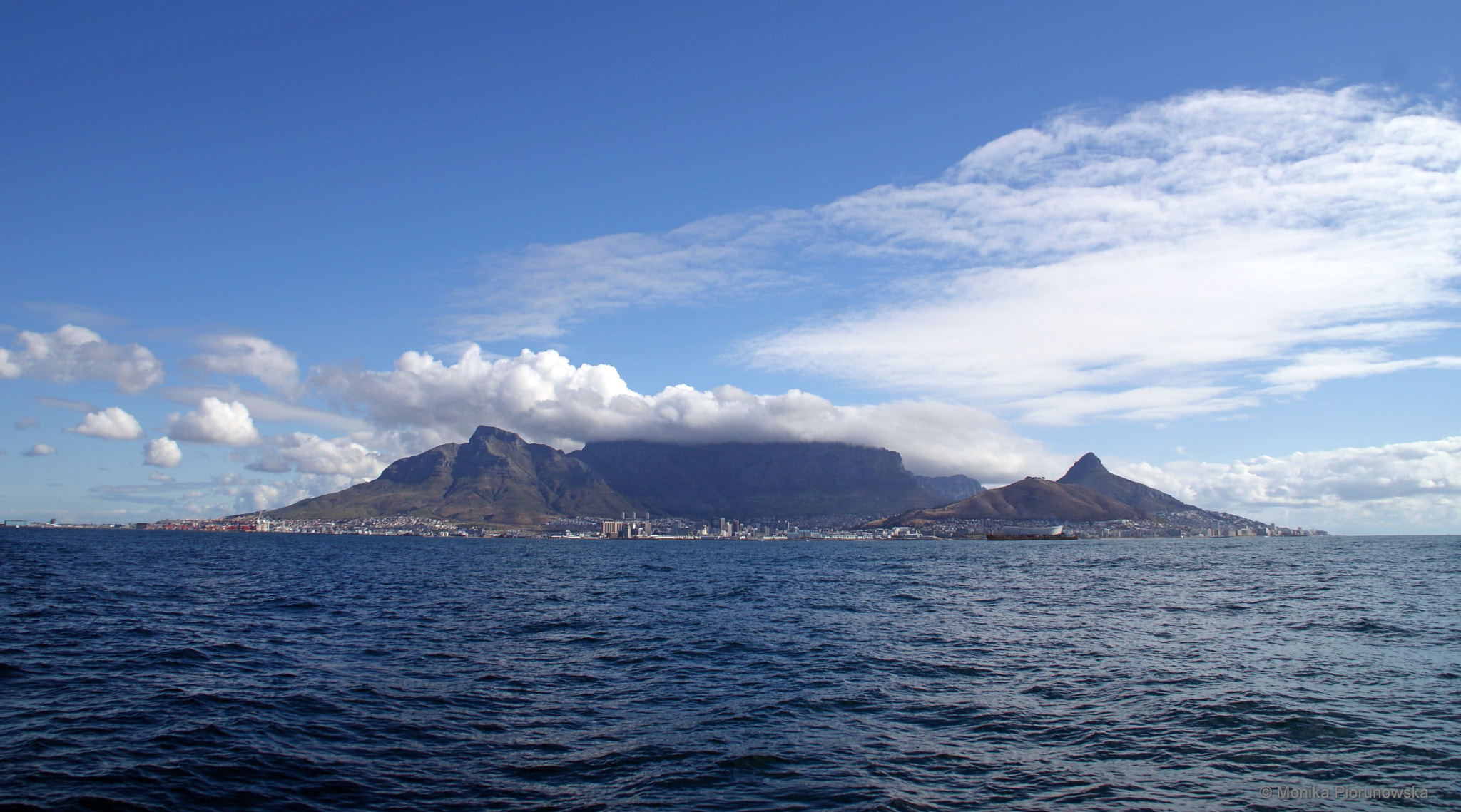 Sony Alpha DSLR-A300 sample photo. Reaching cape town photography