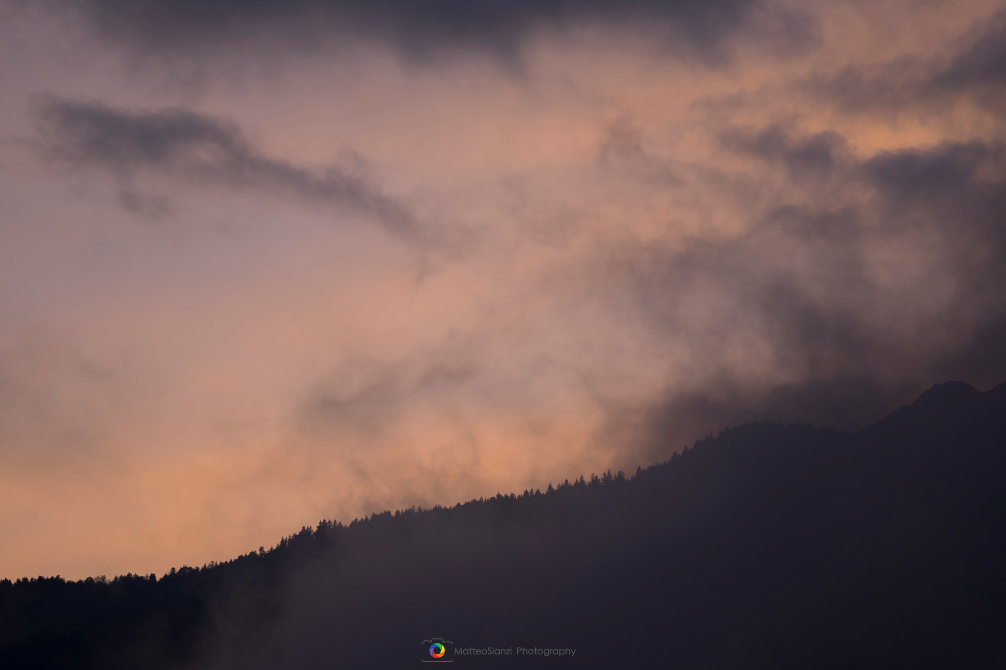 Tamron 18-270mm F3.5-6.3 Di II PZD sample photo. Fiery sunset photography