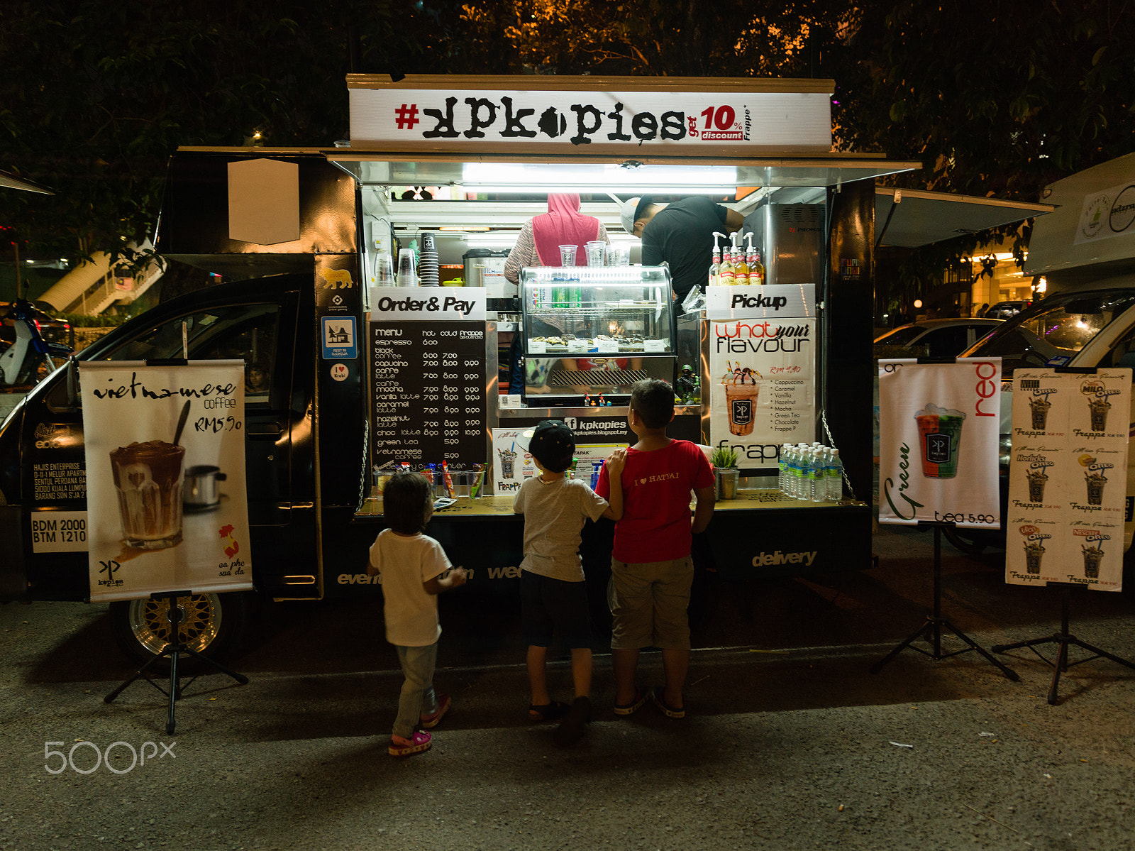 HCD 35-90 sample photo. Food truck photography