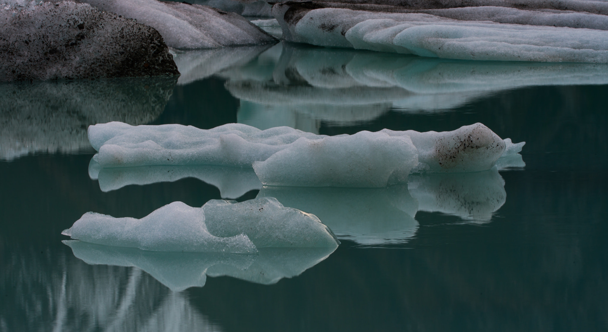 Sigma 150mm F2.8 EX DG OS Macro HSM sample photo. Icebergs in tasman lake photography