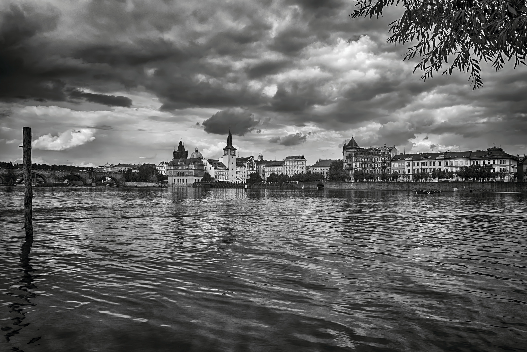 Sony SLT-A77 sample photo. Prague autumn ii photography