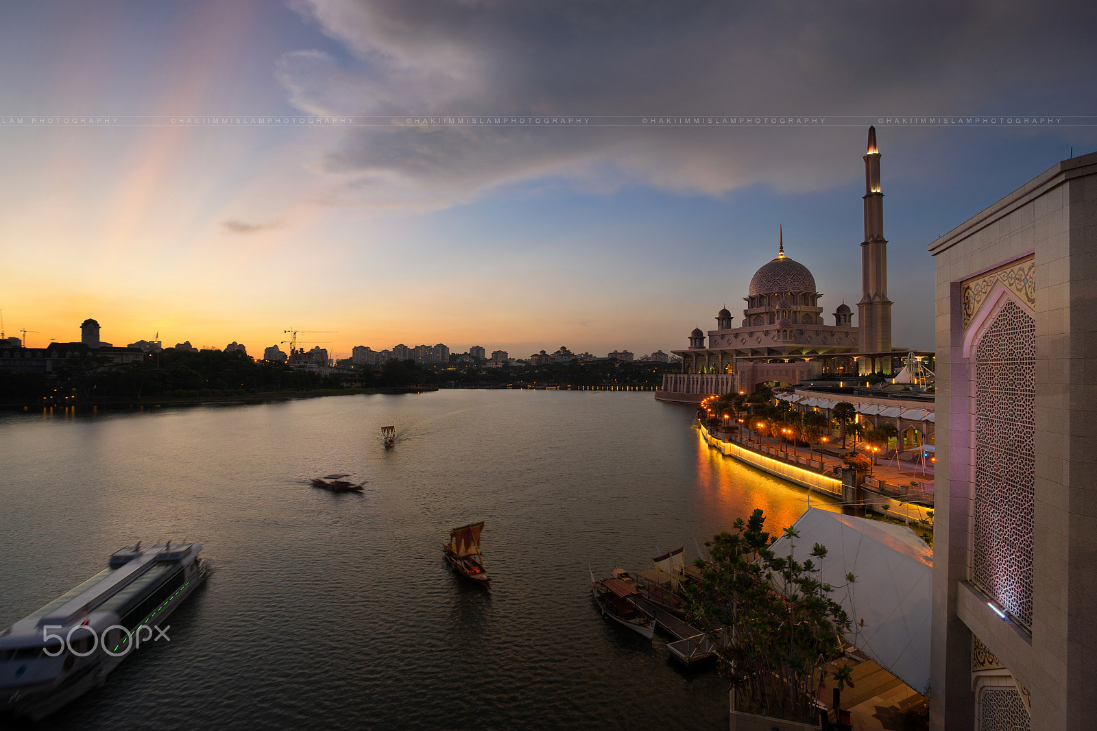 Sony a7 + 17-40mm F4 sample photo. Ray of hope photography