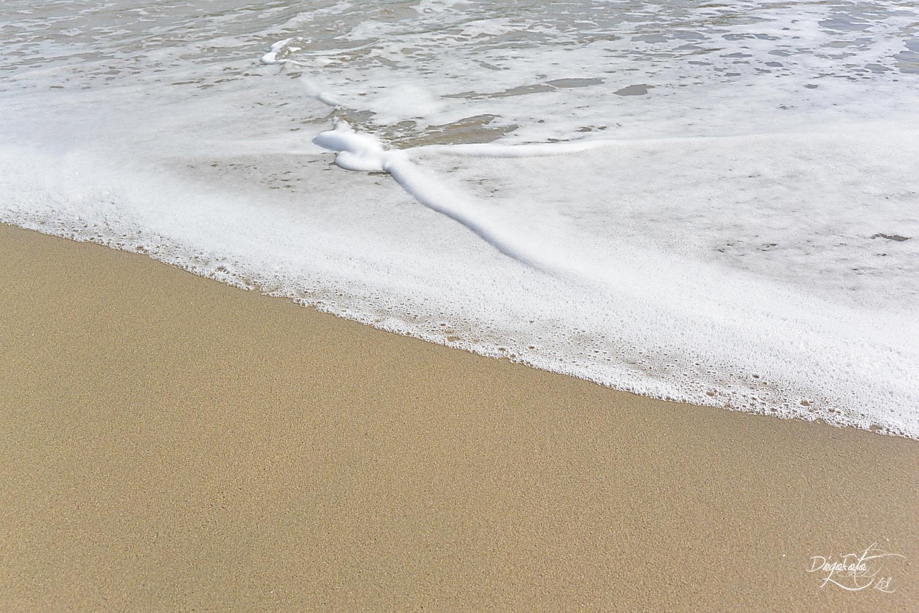 Nikon 1 V2 sample photo. Espuma de mar, vinaroz. photography