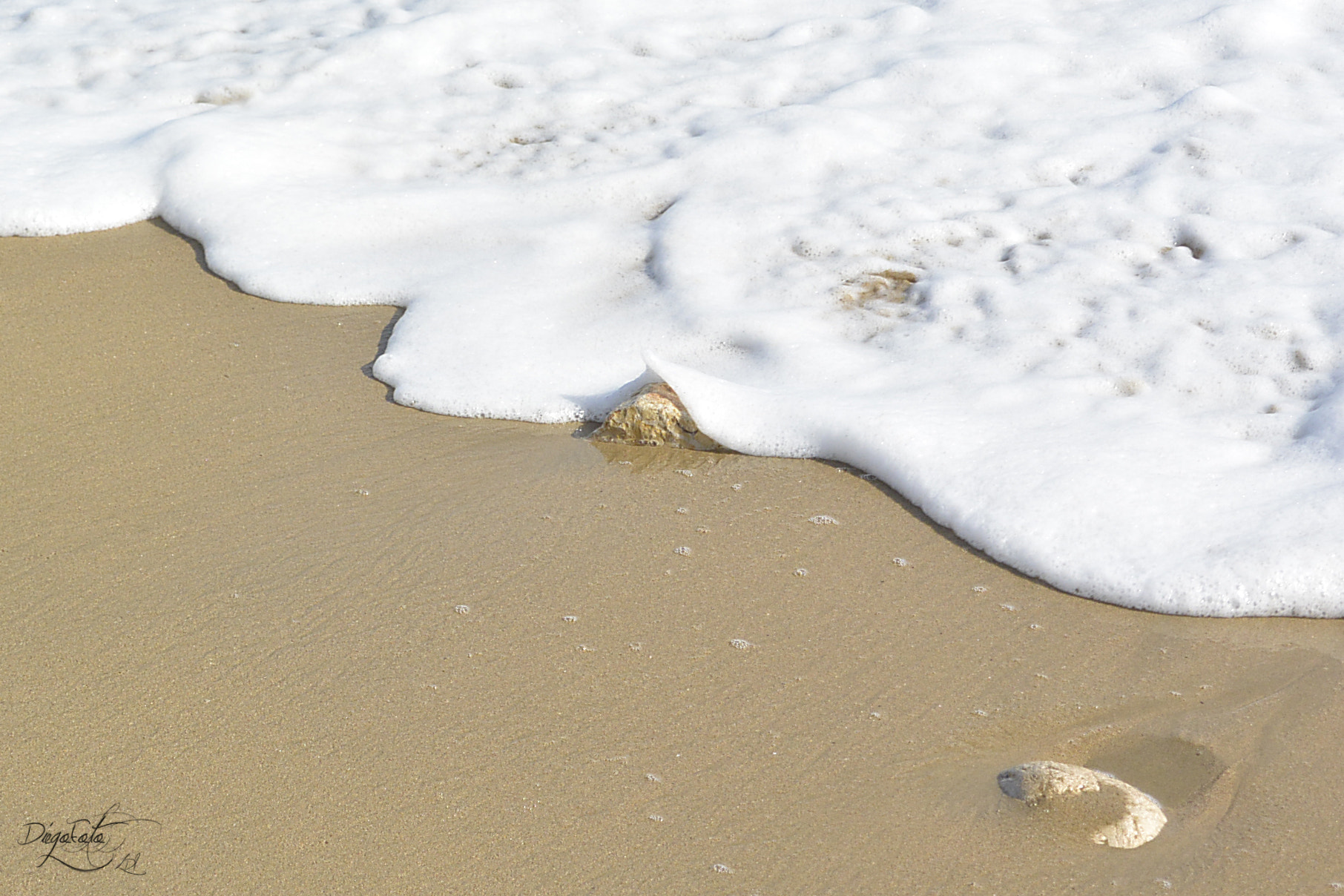 Nikon 1 V2 sample photo. Espuma de mar, vinaroz. photography