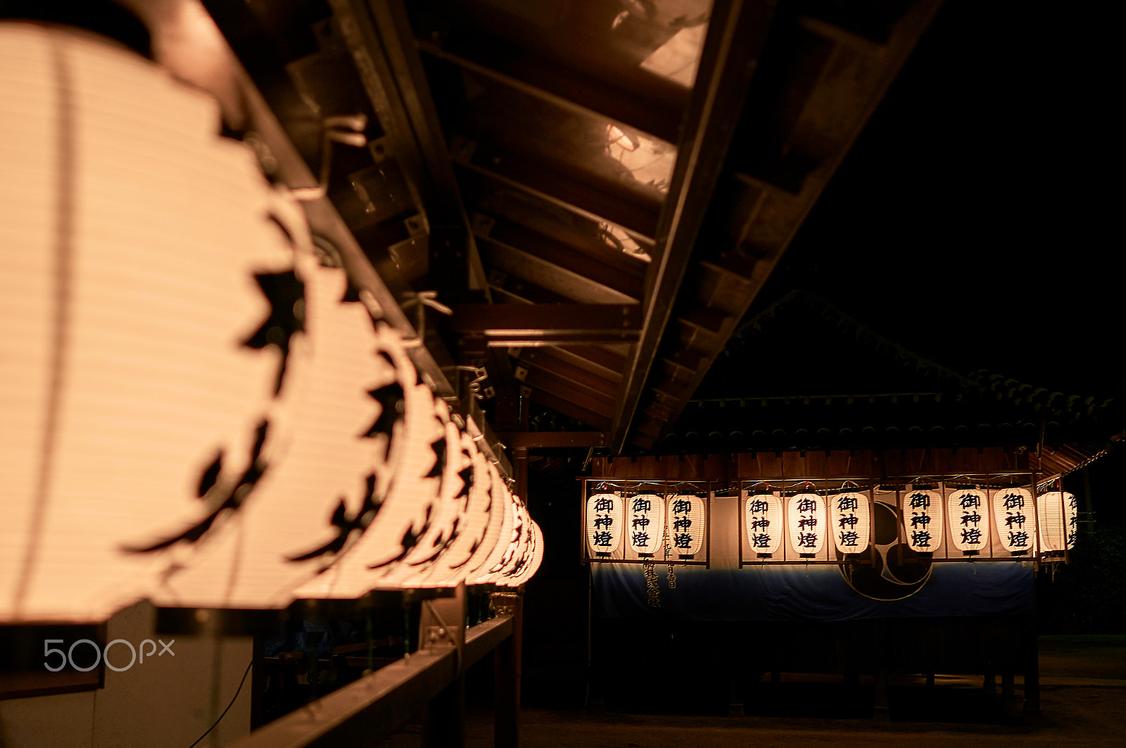 Sony Alpha NEX-6 + ZEISS Batis 25mm F2 sample photo. Shrine photography