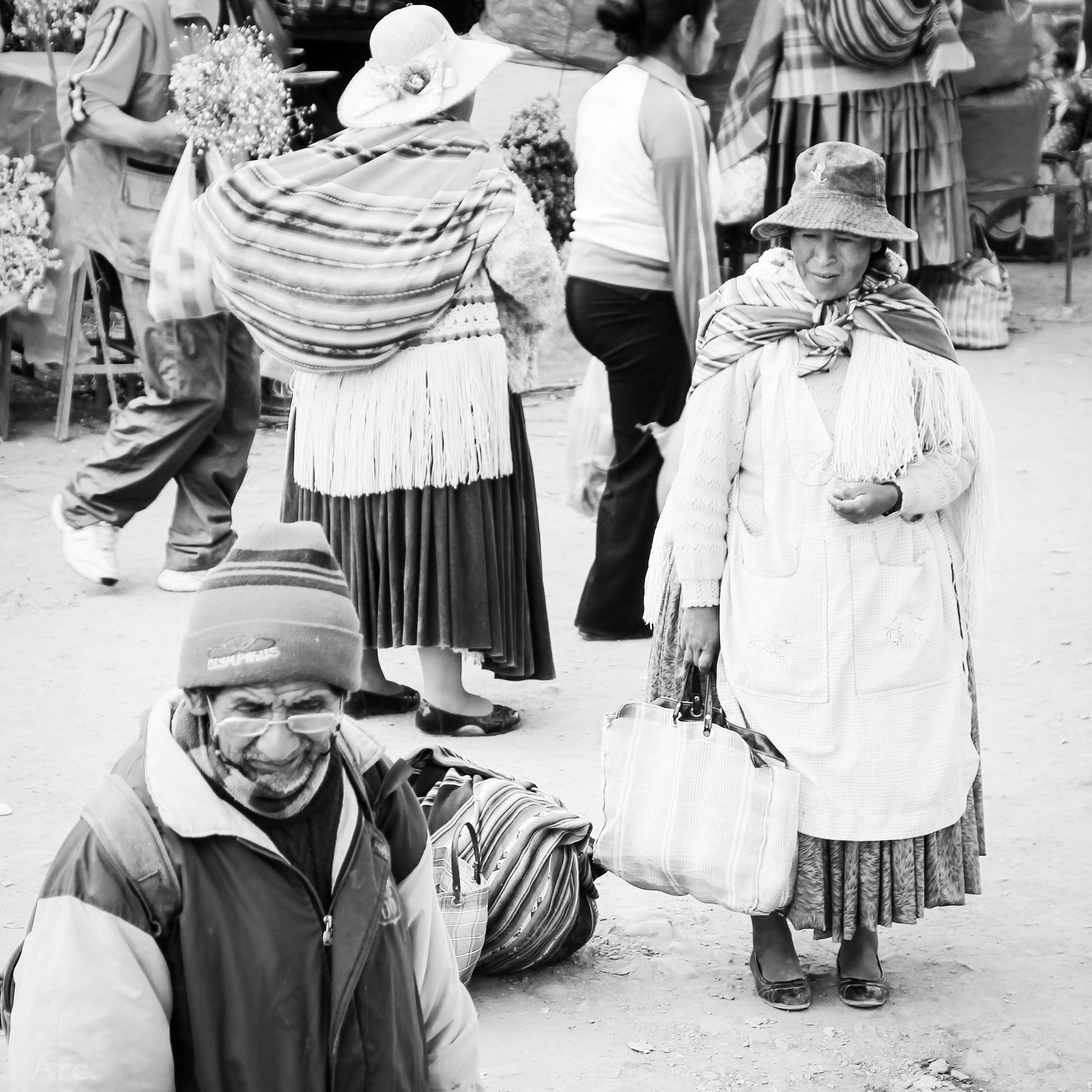 Canon EOS 1100D (EOS Rebel T3 / EOS Kiss X50) sample photo. Entre la gente. photography