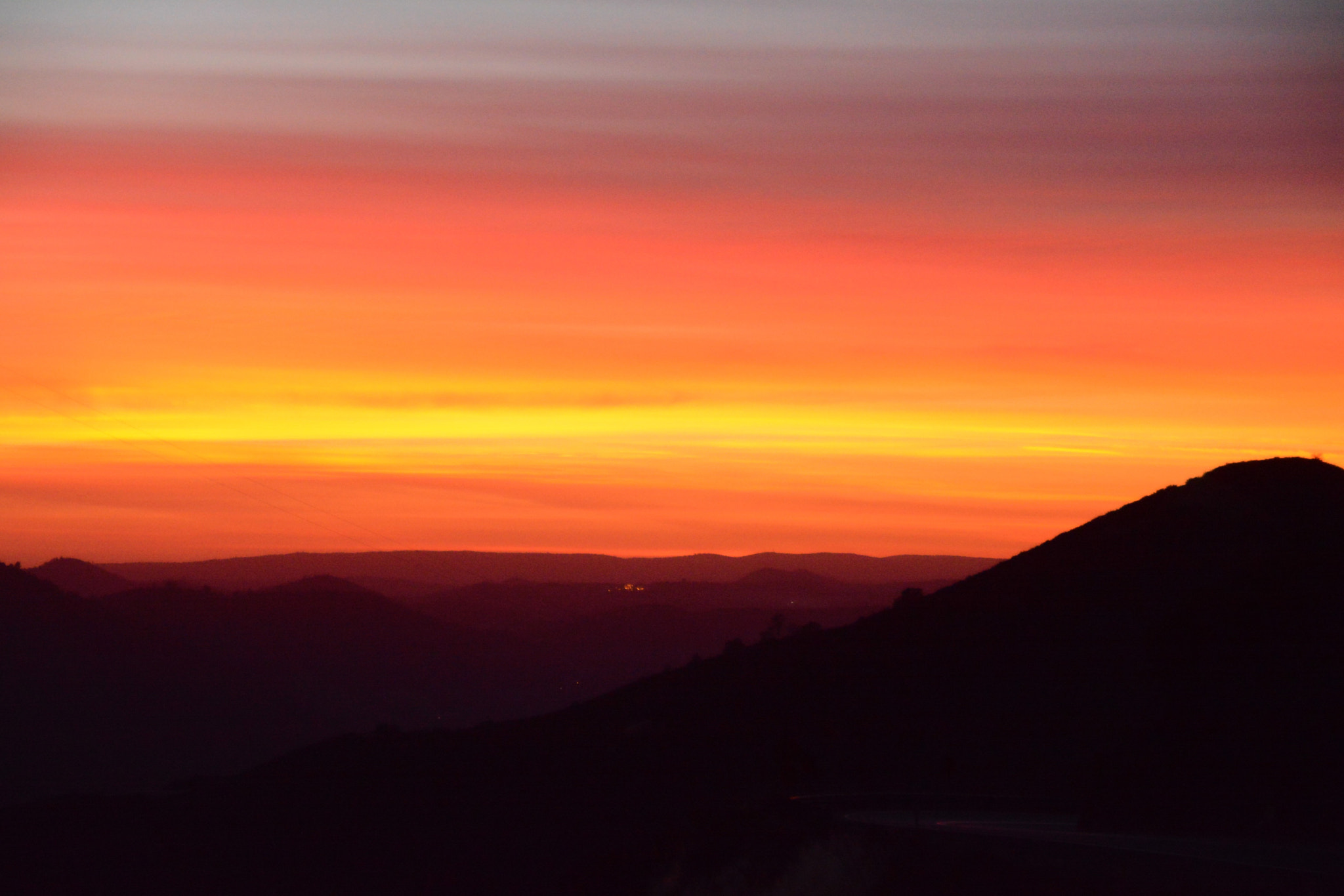Sigma 18-250mm F3.5-6.3 DC OS HSM sample photo. Sunset mountains photography