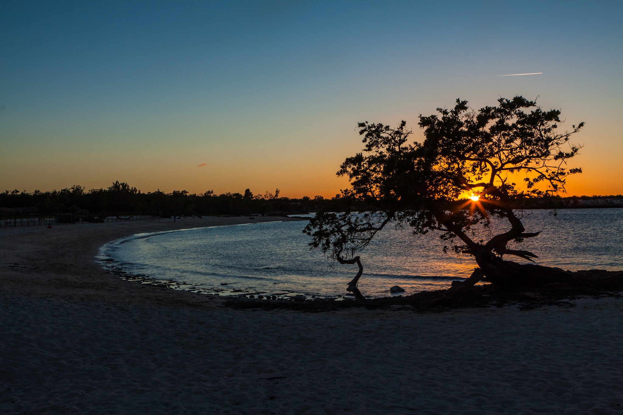 Canon EOS 50D + Canon EF 24-70mm F2.8L USM sample photo. Plage au coucher de soleil.jpg photography