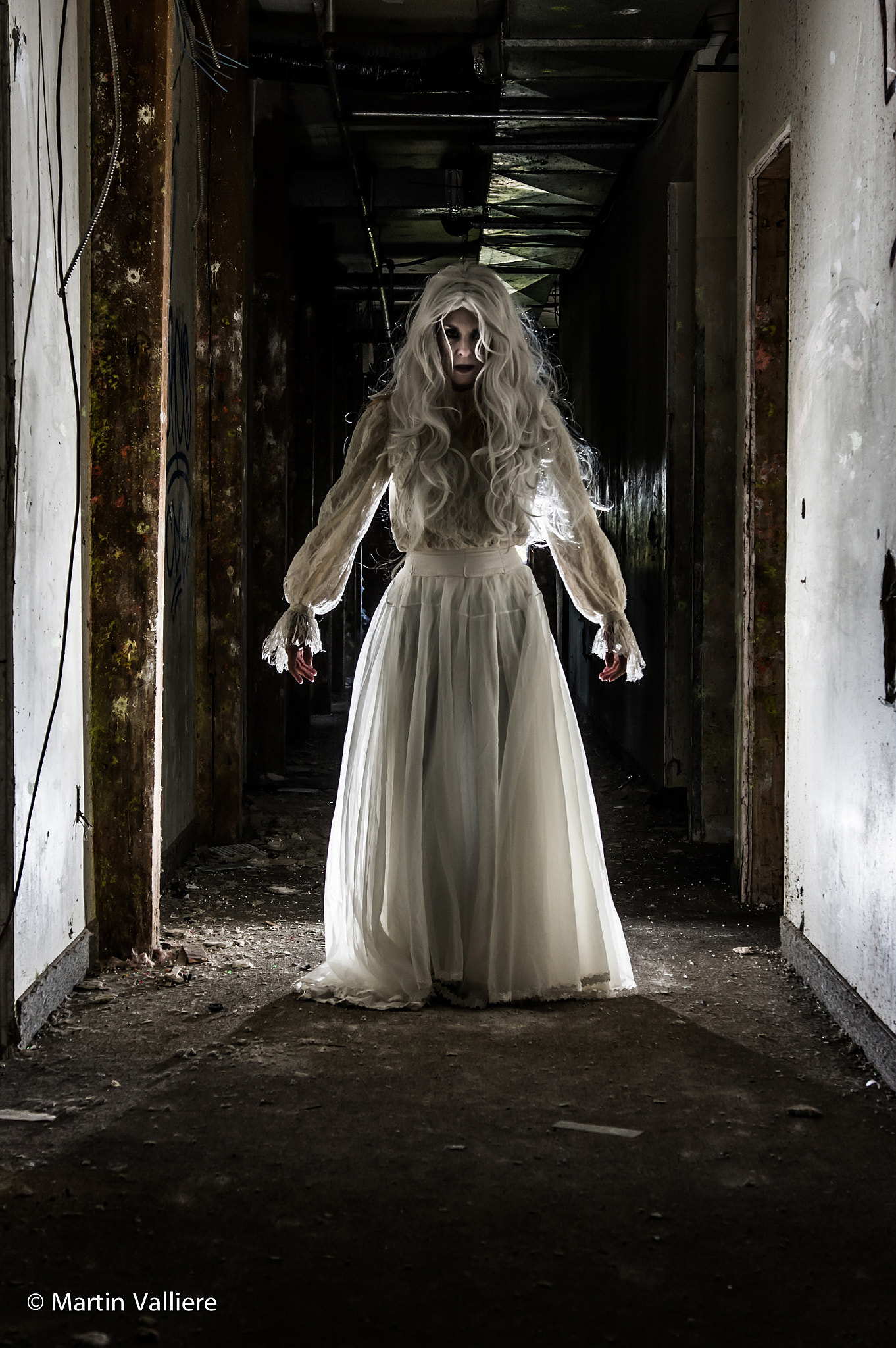 Pentax K-3 II sample photo. Creepy witch photography
