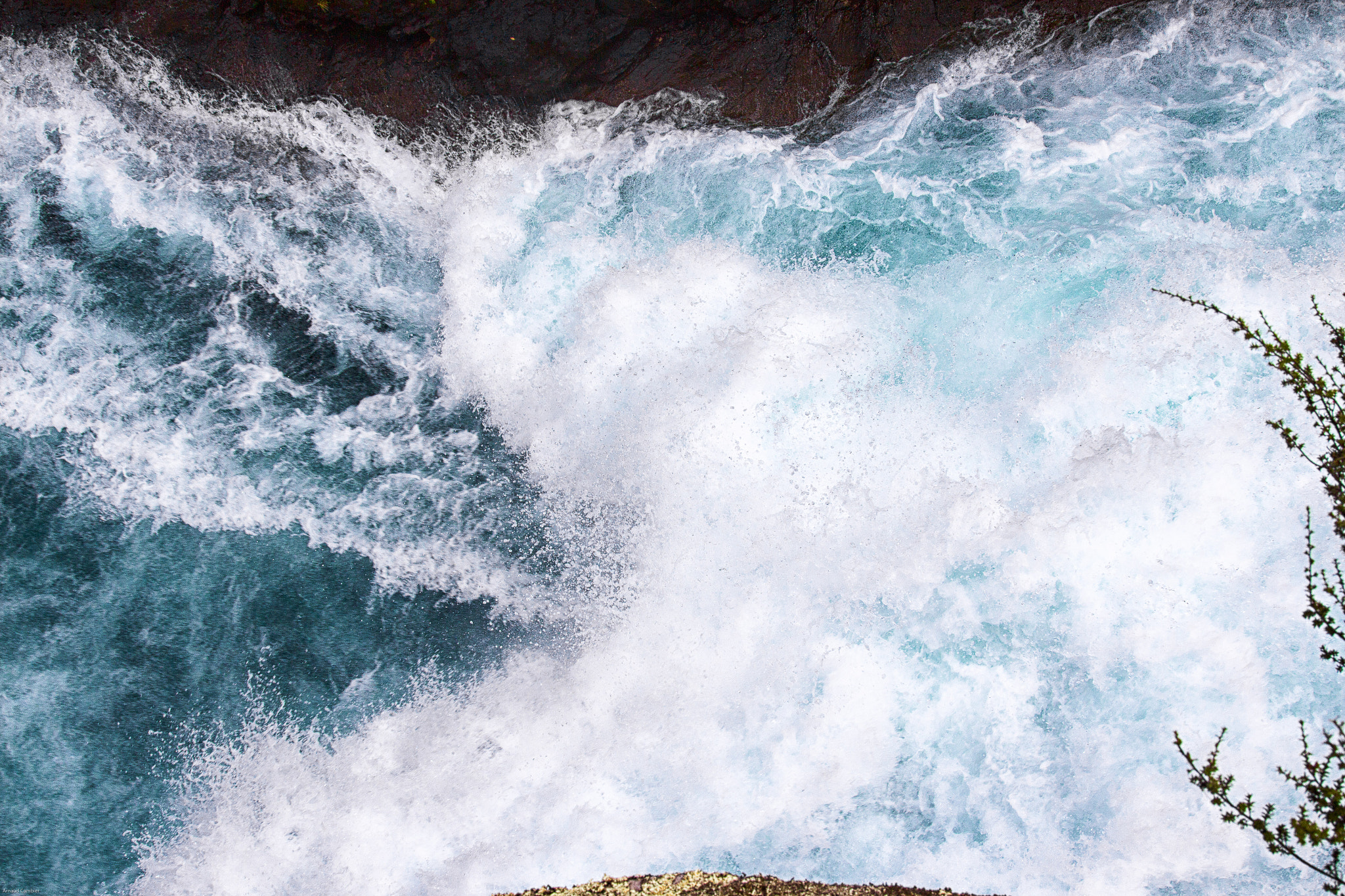 Canon EOS 600D (Rebel EOS T3i / EOS Kiss X5) + Sigma 24-105mm f/4 DG OS HSM | A sample photo. Huka falls photography