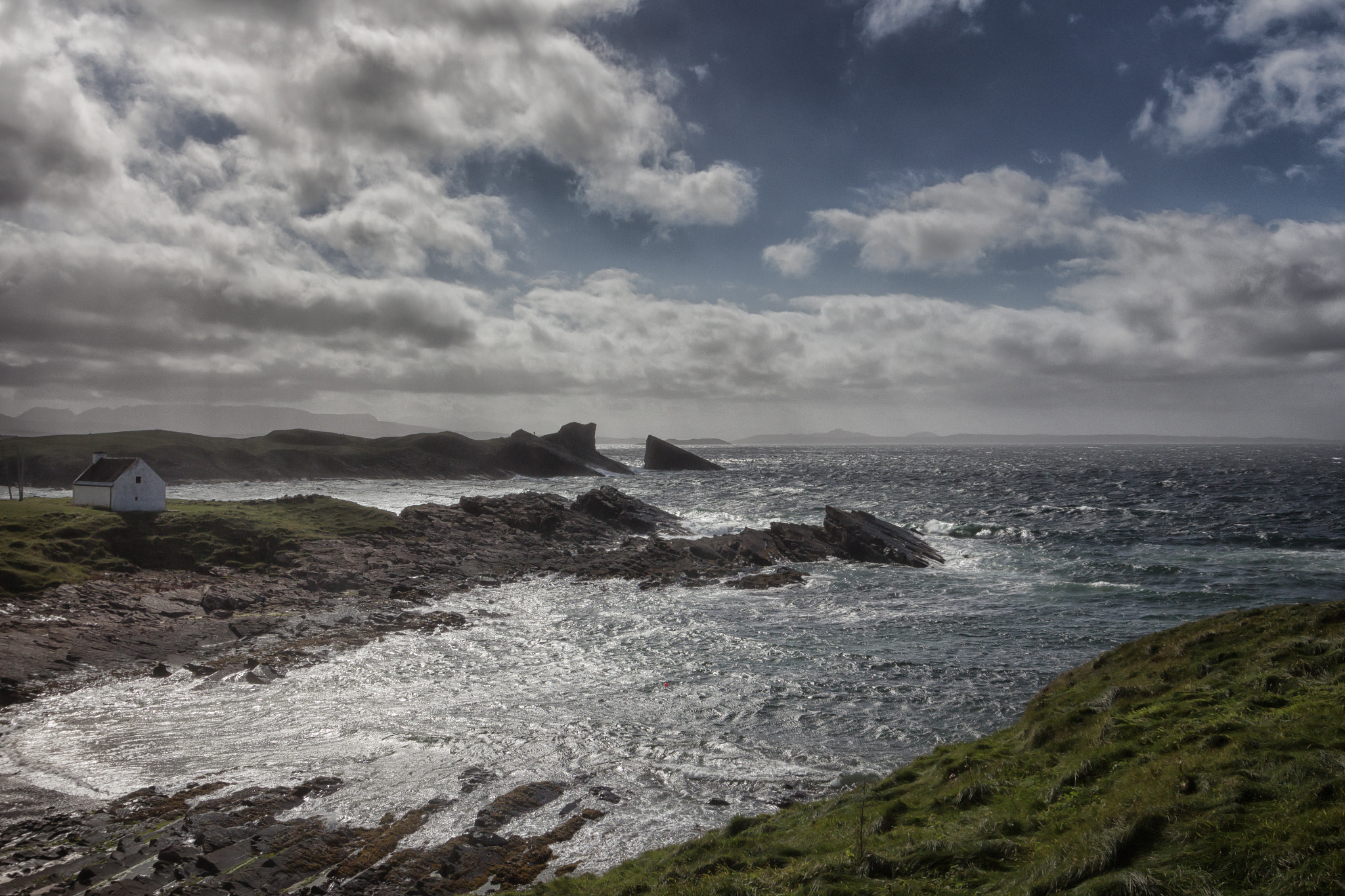 Canon EF-S 10-22mm F3.5-4.5 USM sample photo. Split rock clachtoll photography