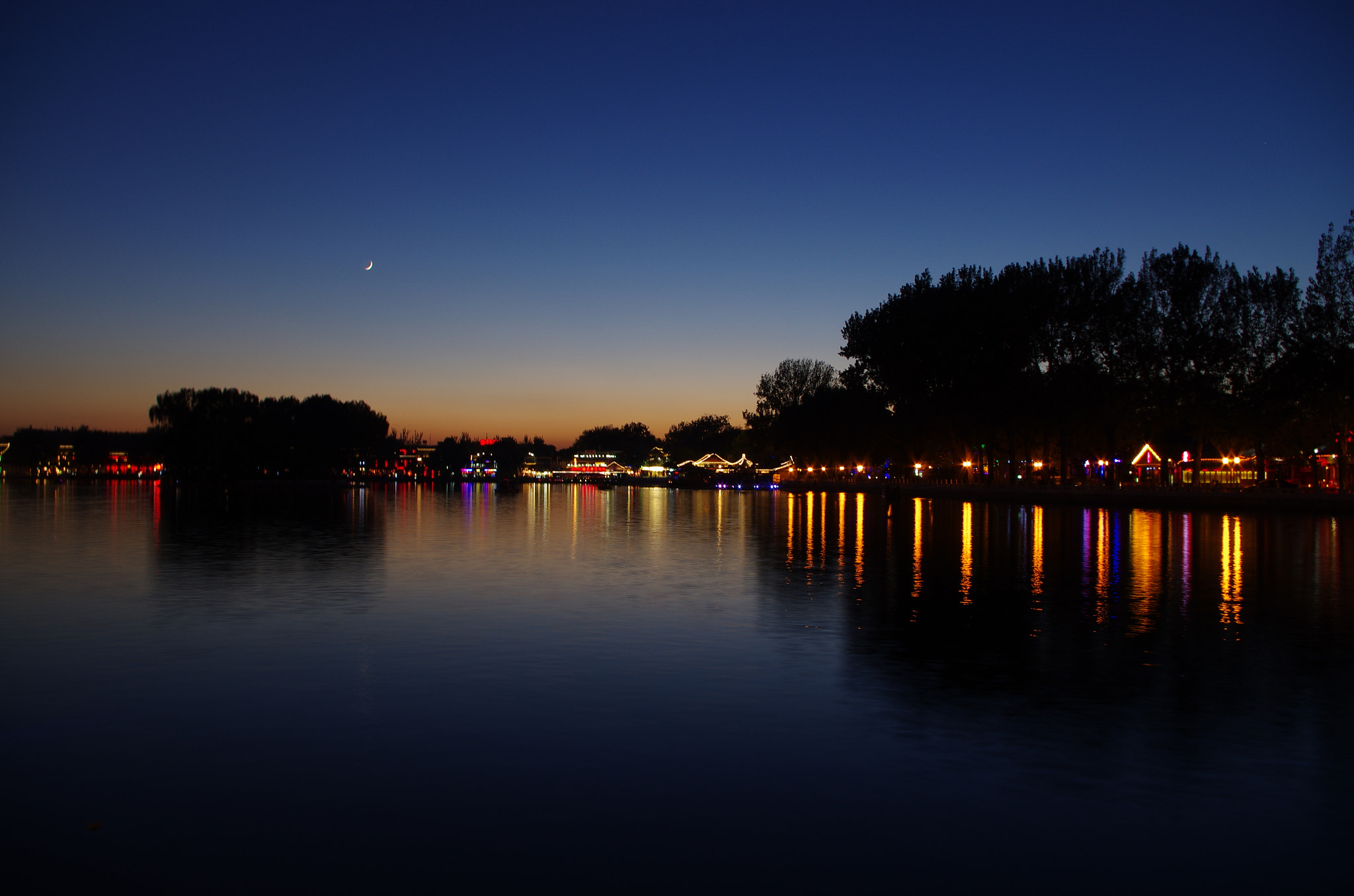 Pentax smc DA 18-55mm F3.5-5.6 AL WR sample photo. 清凉夏夜 photography