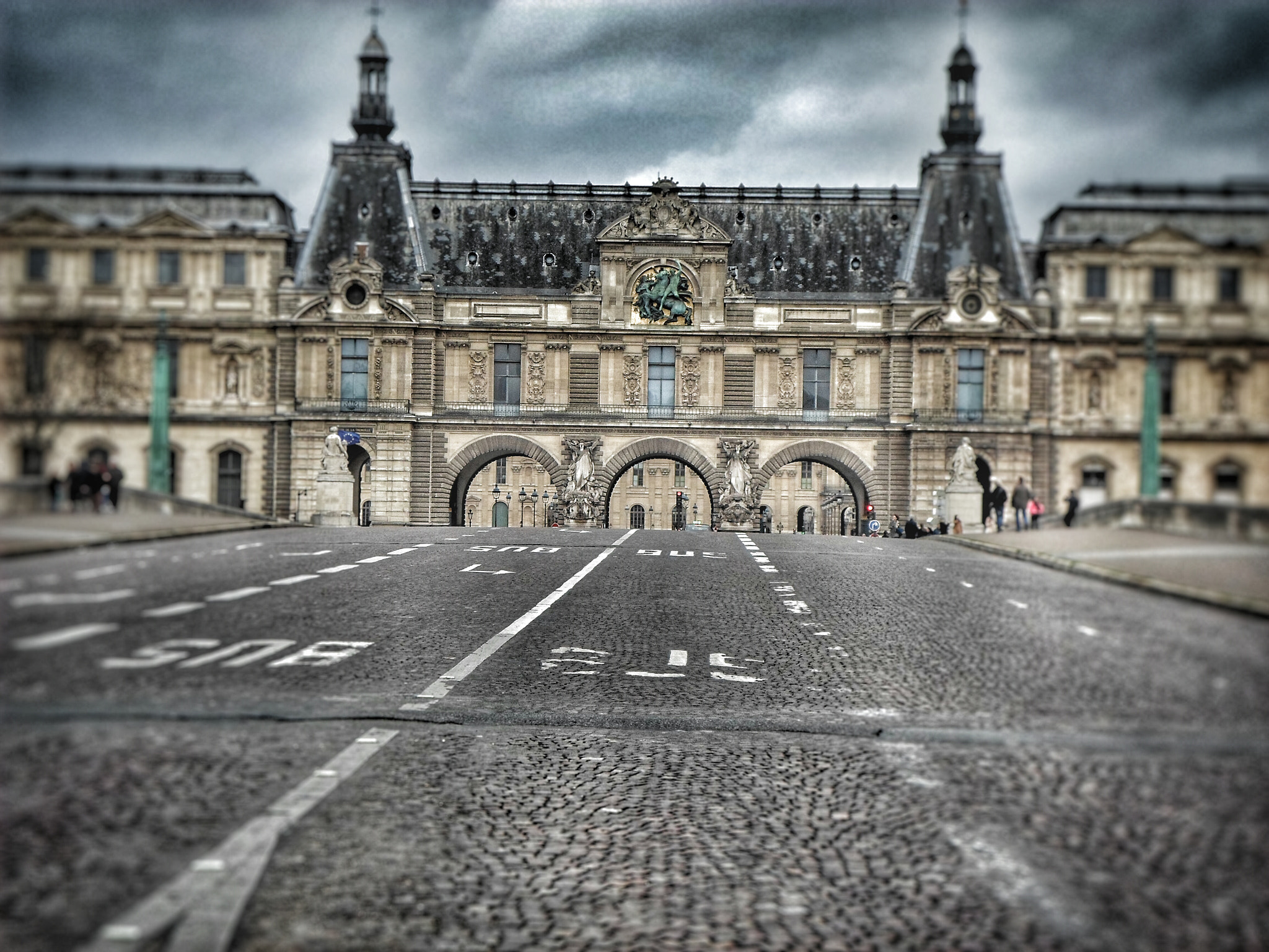 Samsung ST66 / ST68 sample photo. Paris photography