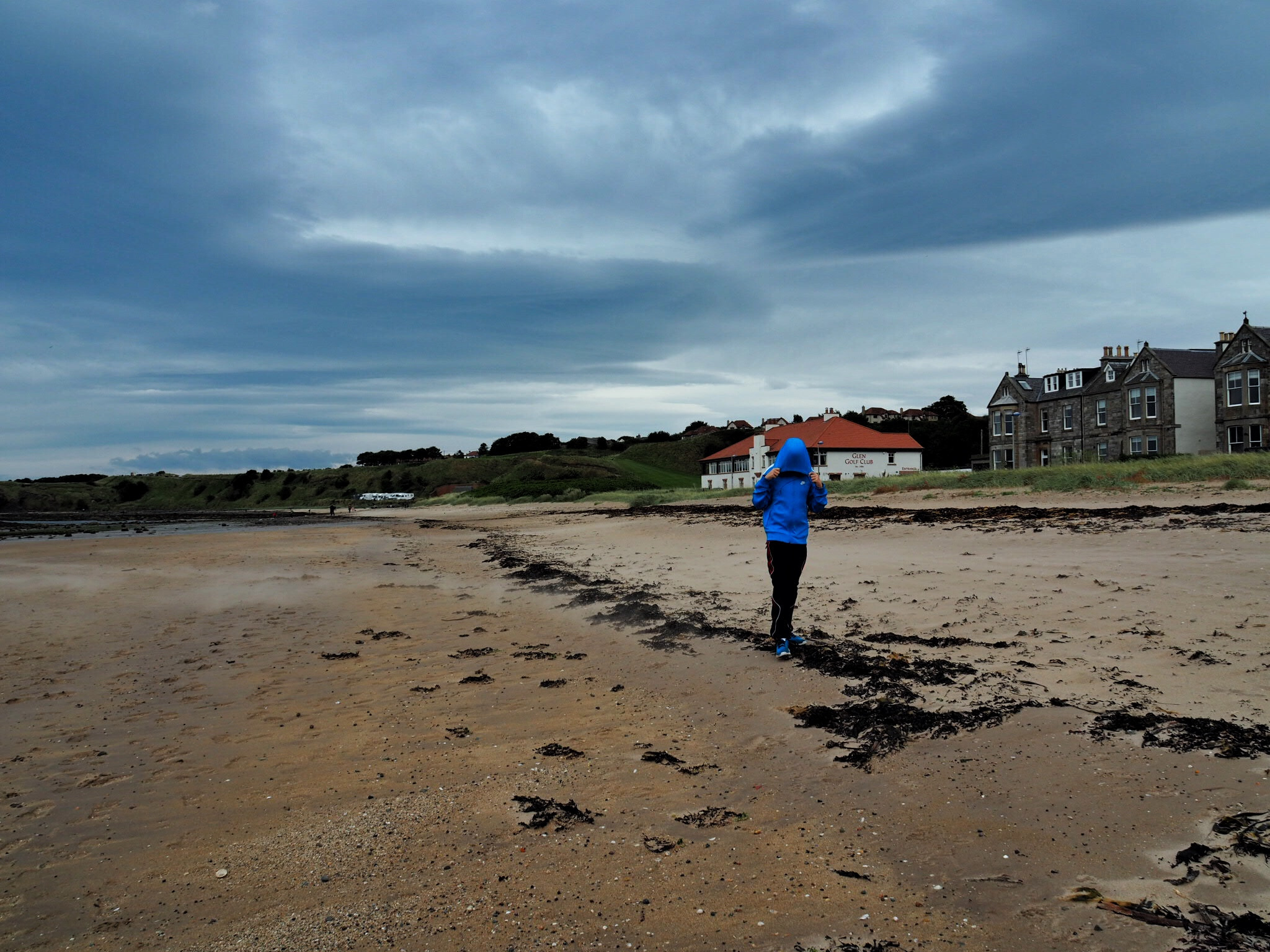 Olympus M.Zuiko Digital ED 14-150mm F4-5.6 sample photo. North berwick beach, my son photography