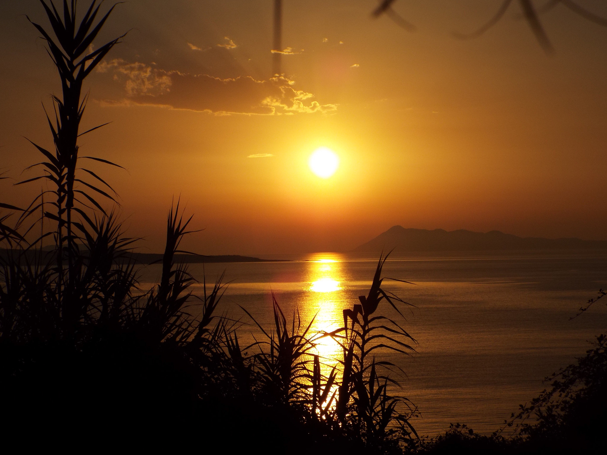 Fujifilm FinePix S9400W sample photo. Greek sunset. photography