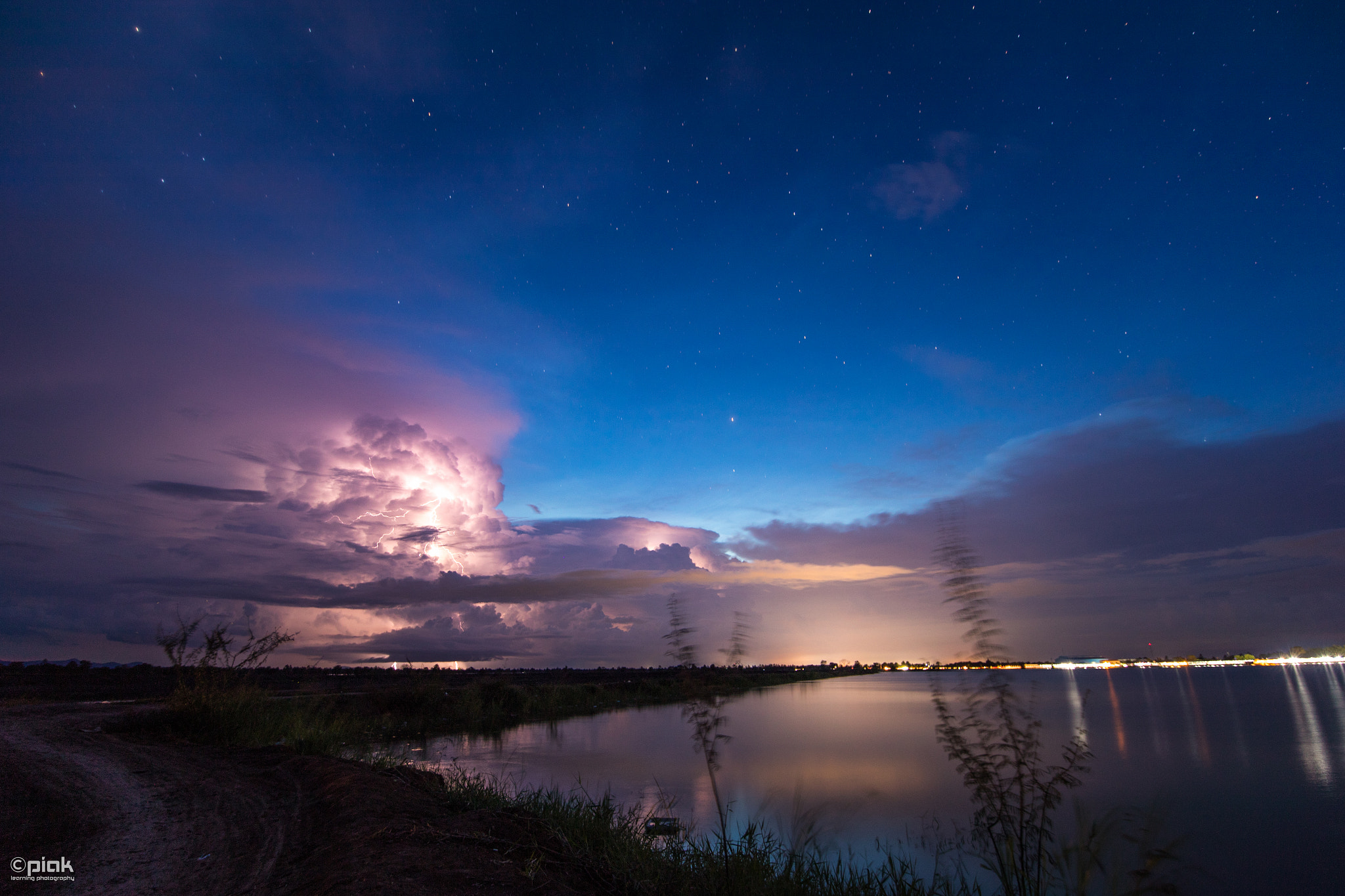 Canon EF 300mm f/2.8L sample photo. Break dawn with lightning photography