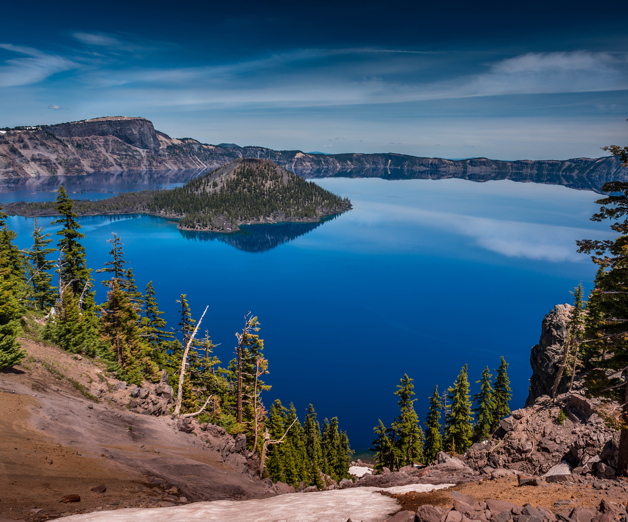 Nikon D800 + Nikon AF Nikkor 20mm F2.8D sample photo. Crater lake photography