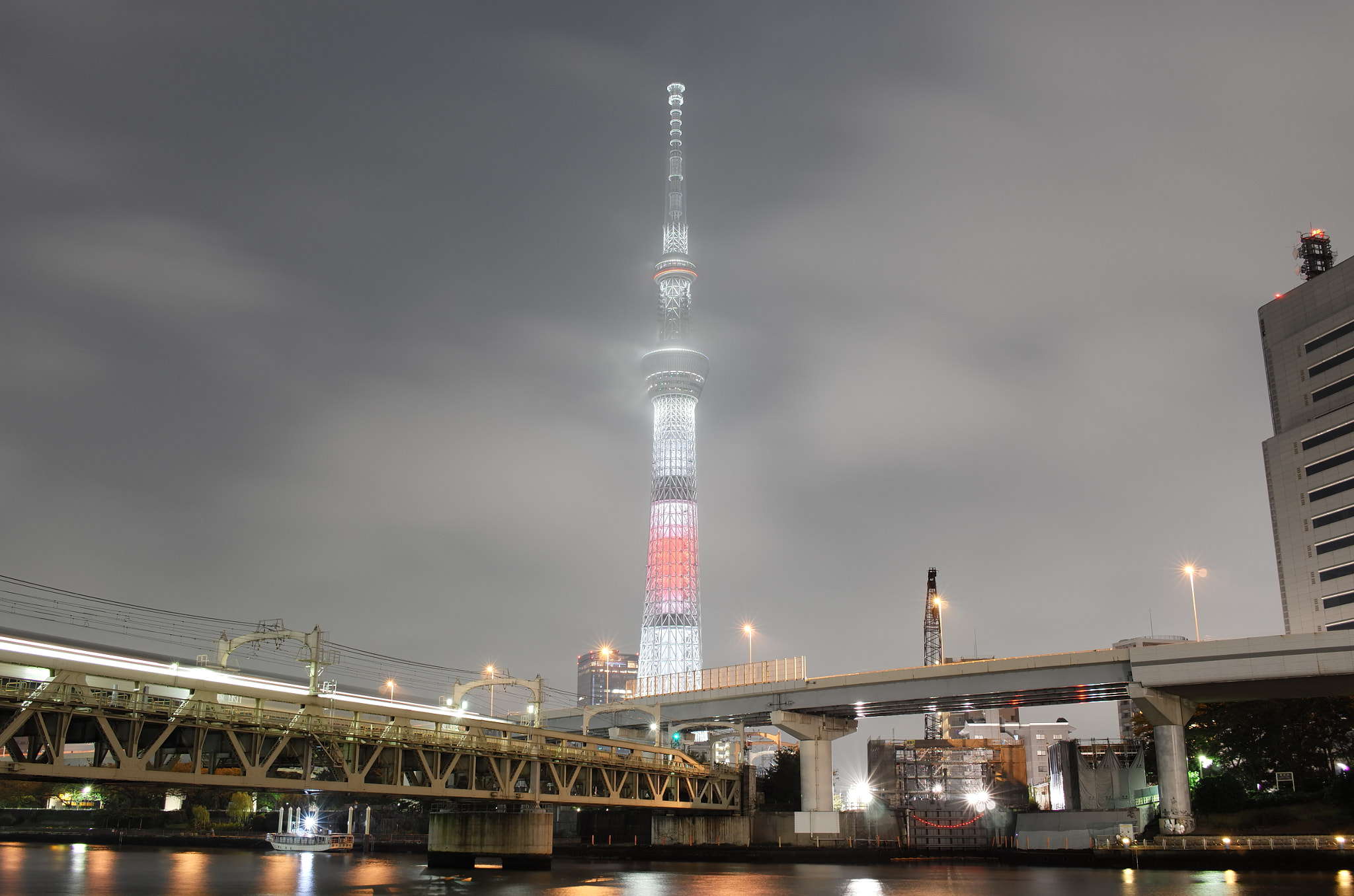 Summicron T 1:2 23 ASPH. sample photo. Tokyo sky tree photography