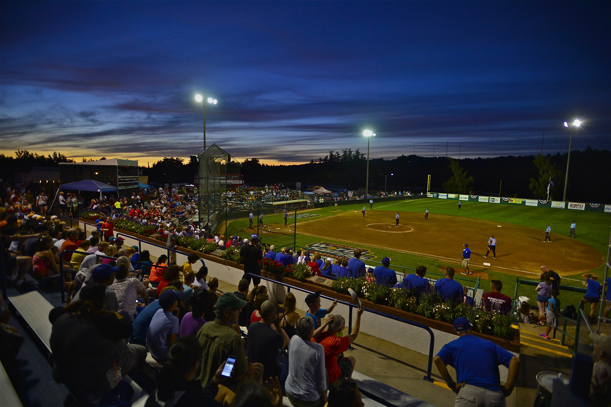 Nikon AF-S Nikkor 17-35mm F2.8D ED-IF sample photo. 2016 little league softball world series photography