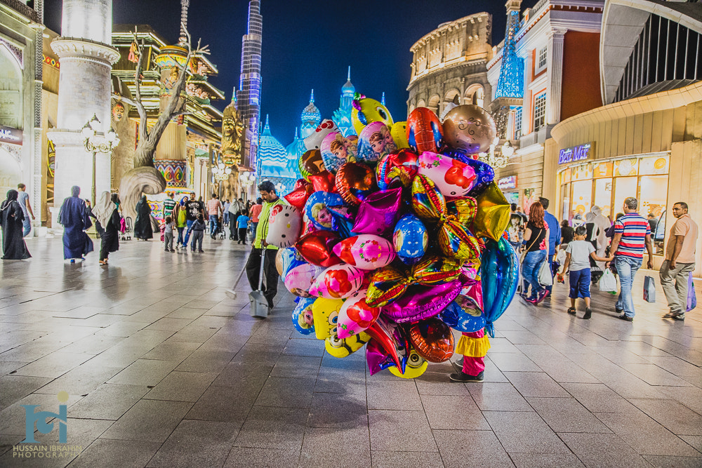 Canon EOS 5DS + Sigma 24-70mm F2.8 EX DG Macro sample photo. Colored balloons in dubai global village photography