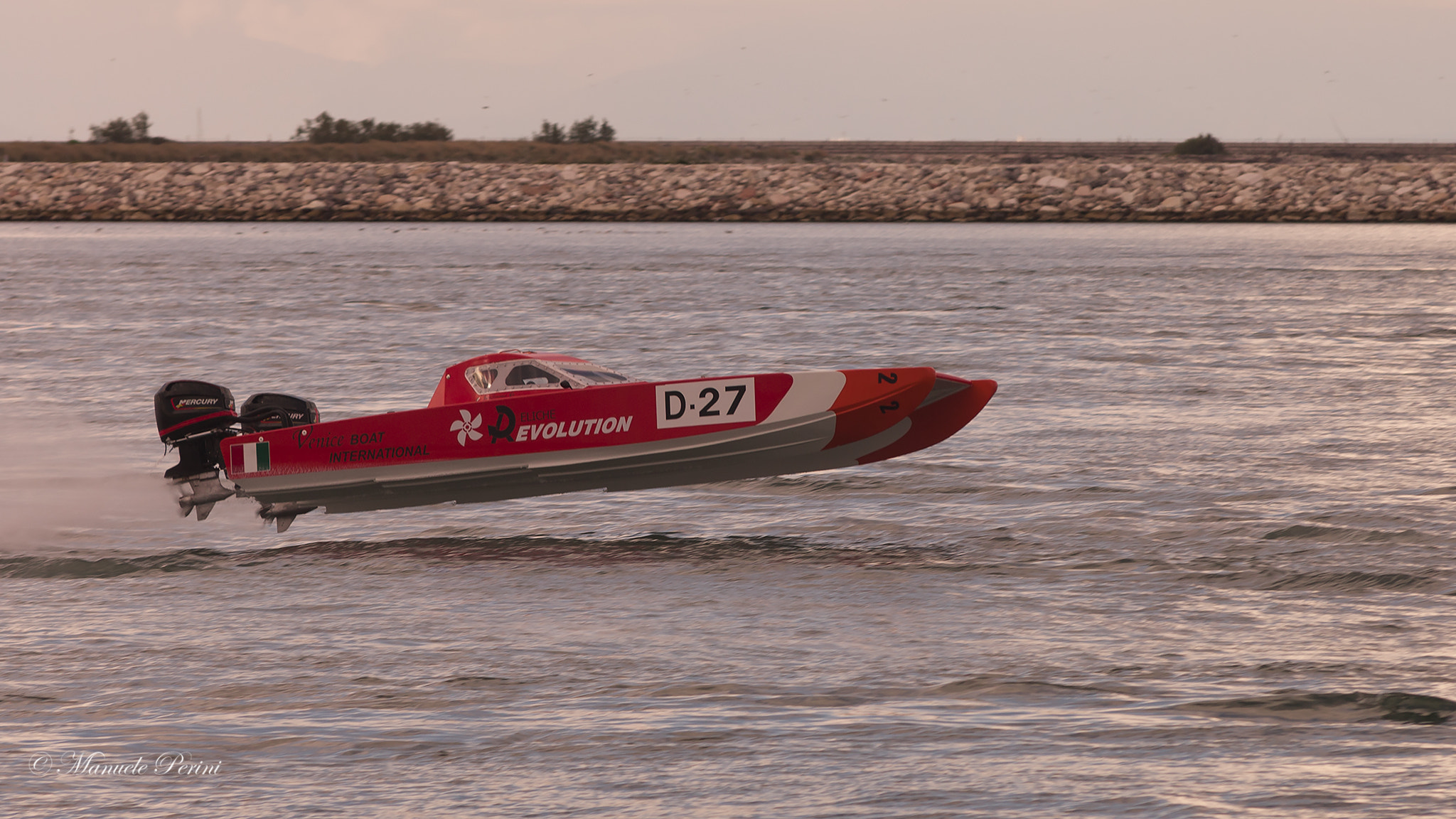 Sigma 70-200mm F2.8 EX DG OS HSM sample photo. World offshore championship 3d class offshore photography