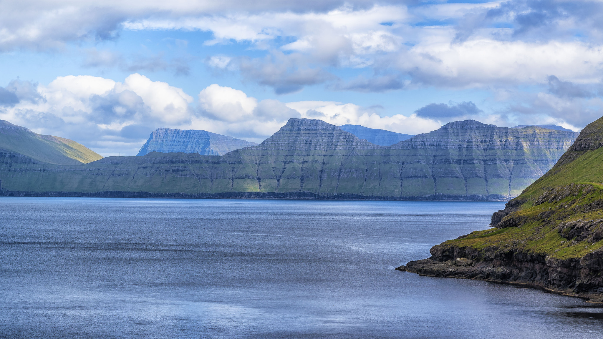 Sigma 17-70mm F2.8-4 DC Macro OS HSM | C sample photo. Ocean view photography