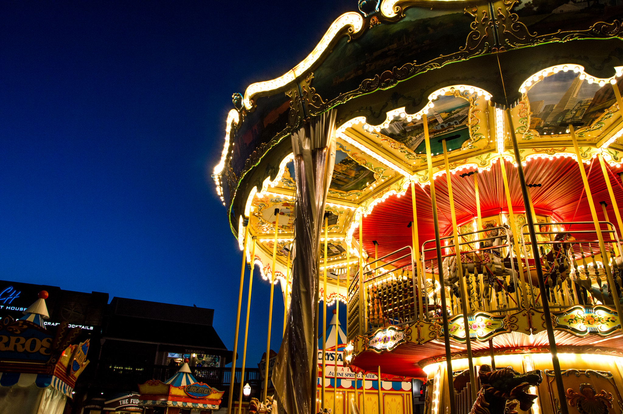 Nikon D3200 sample photo. Carousel - a night's ride photography