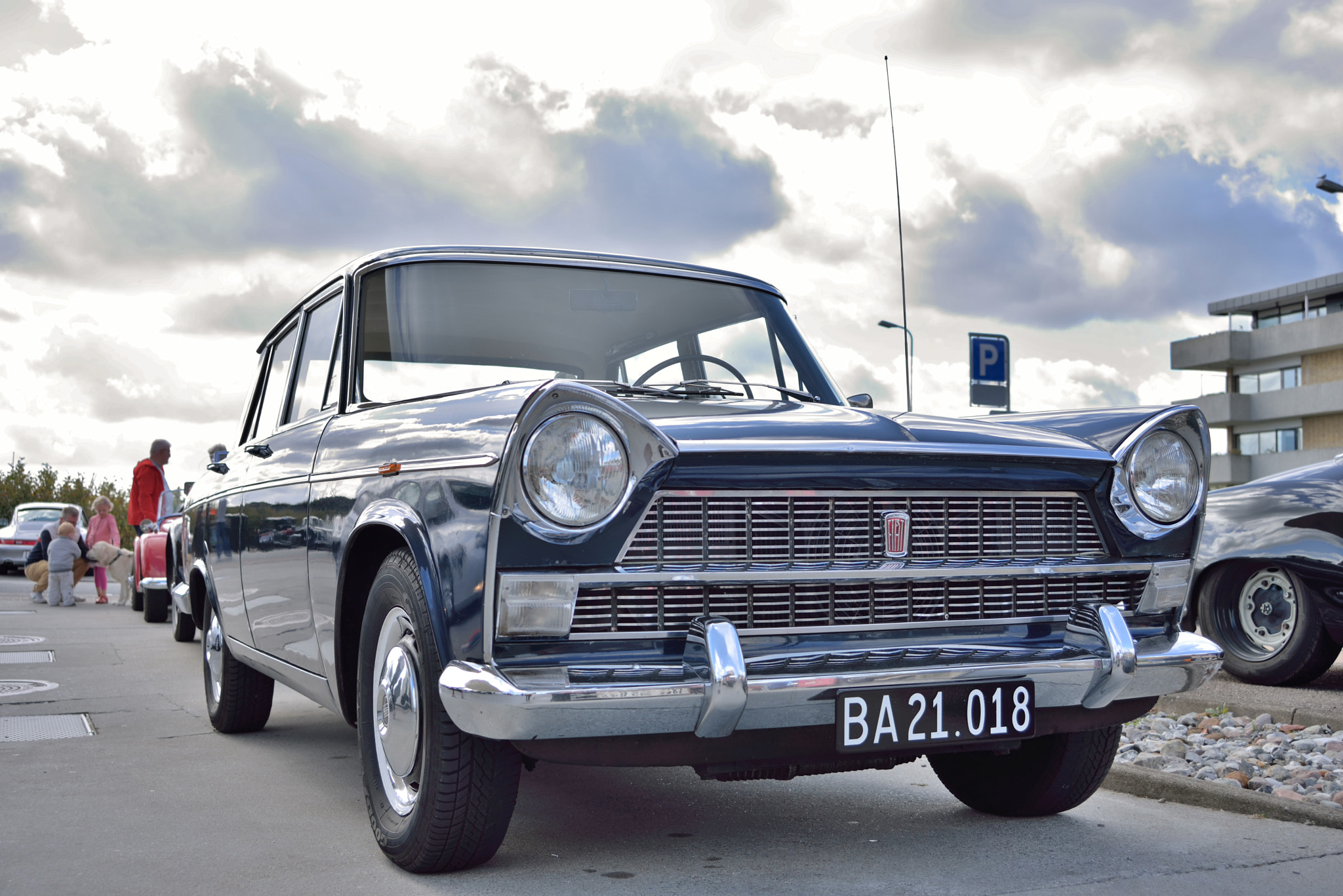 AF Zoom-Nikkor 28-70mm f/3.5-4.5D sample photo. Italian classics photography