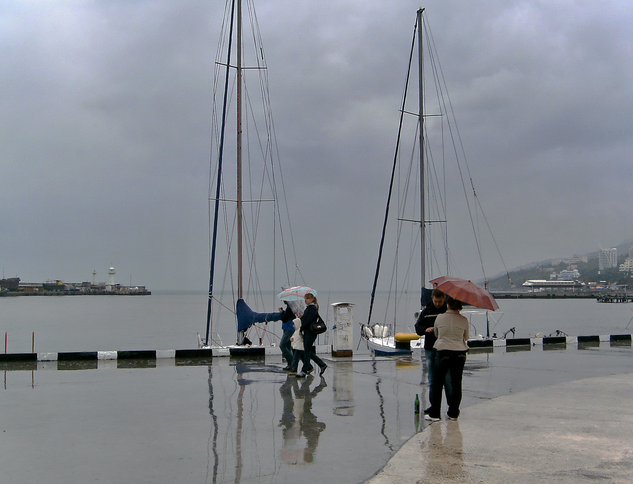 CAMERA 5MP-9EY sample photo. The rain photography