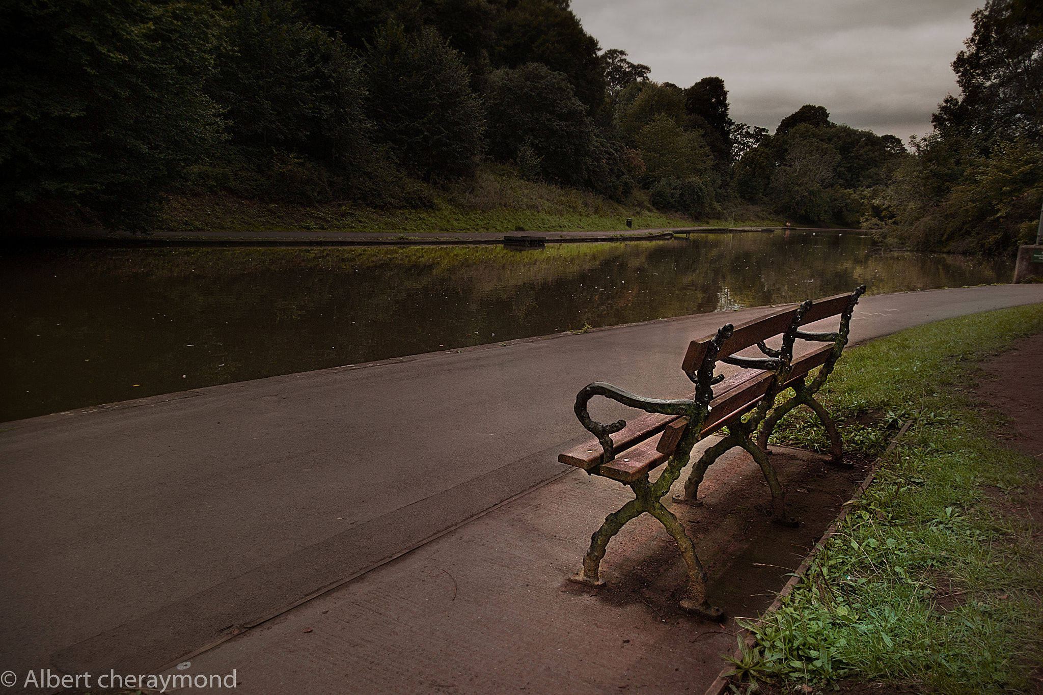 Canon EF-S 17-85mm F4-5.6 IS USM sample photo. Bench photography