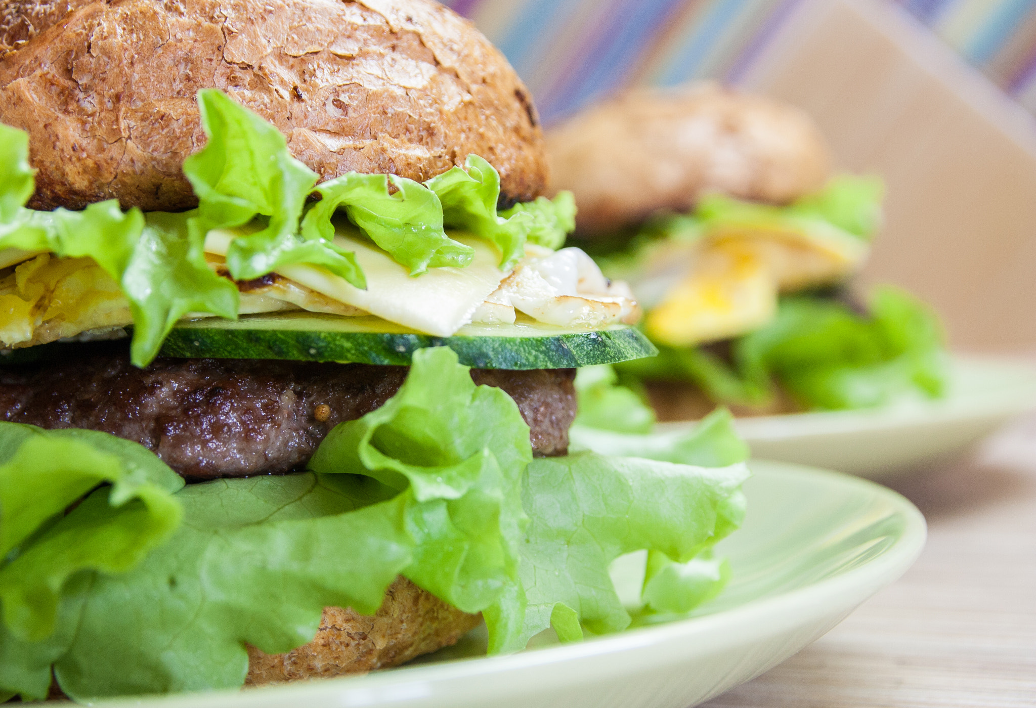 Canon EOS 450D (EOS Rebel XSi / EOS Kiss X2) sample photo. Homemade burgers photography