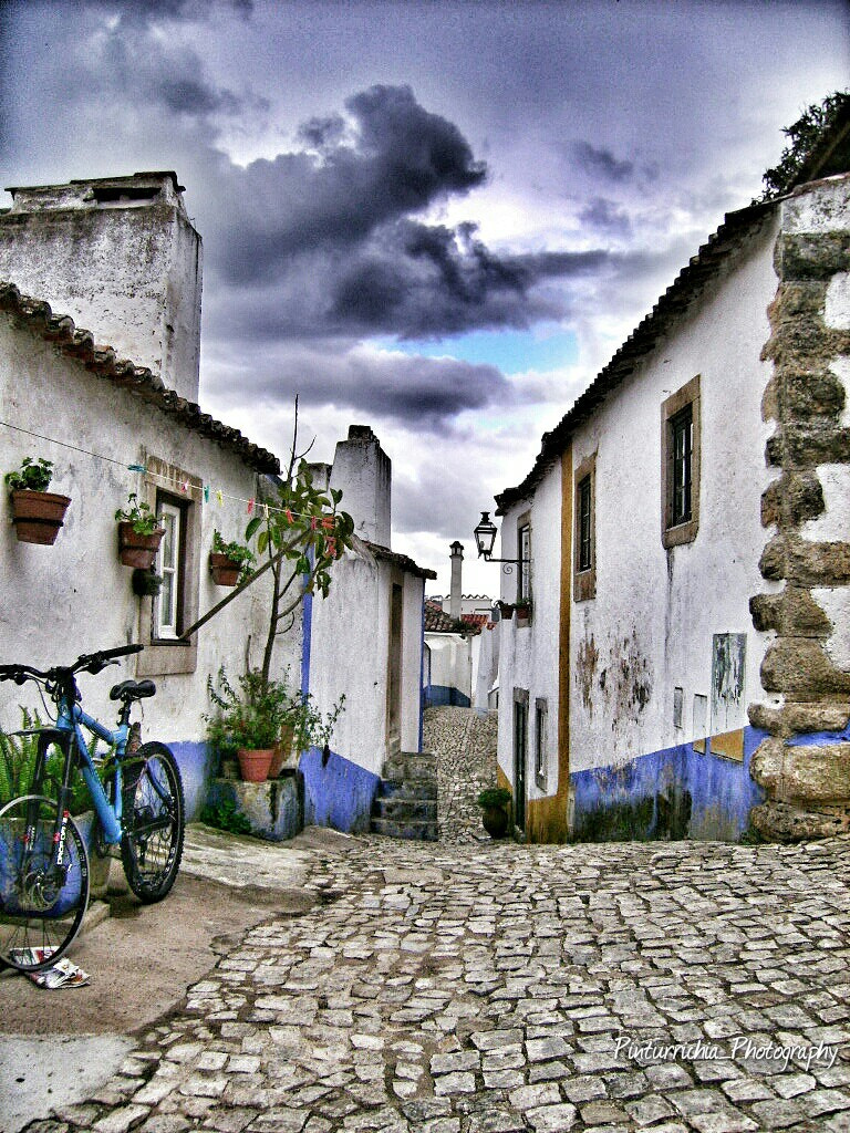 Samsung Digimax A50 / KENOX Q2 sample photo. Obidos photography